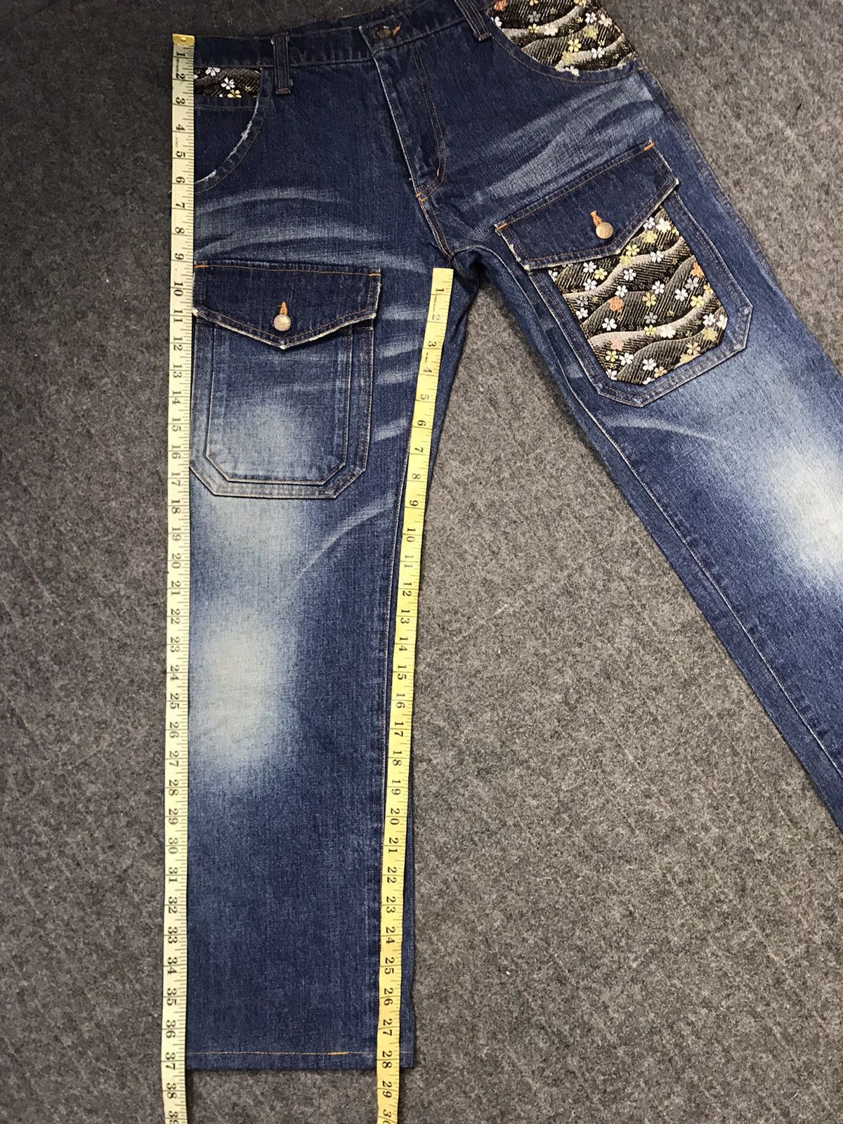 Japanese Brand Chaka-M Denim Bush Pant Jeans Embroidery Kanji Size 30 Size US 30 / EU 46 - 15 Thumbnail