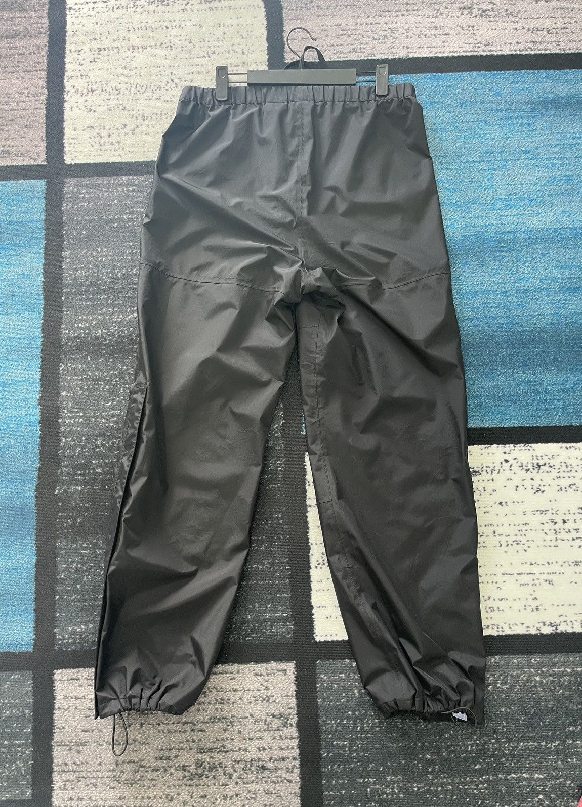 Goretex × The North Face The North Face waterproof trail trousers in black Size US 32 / EU 48 - 9 Thumbnail