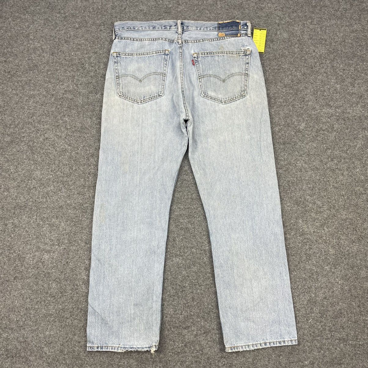 Levi's × Vintage Vintage Levi's 505 Light Wash -wc024 Size US 37 - 1 Thumbnail