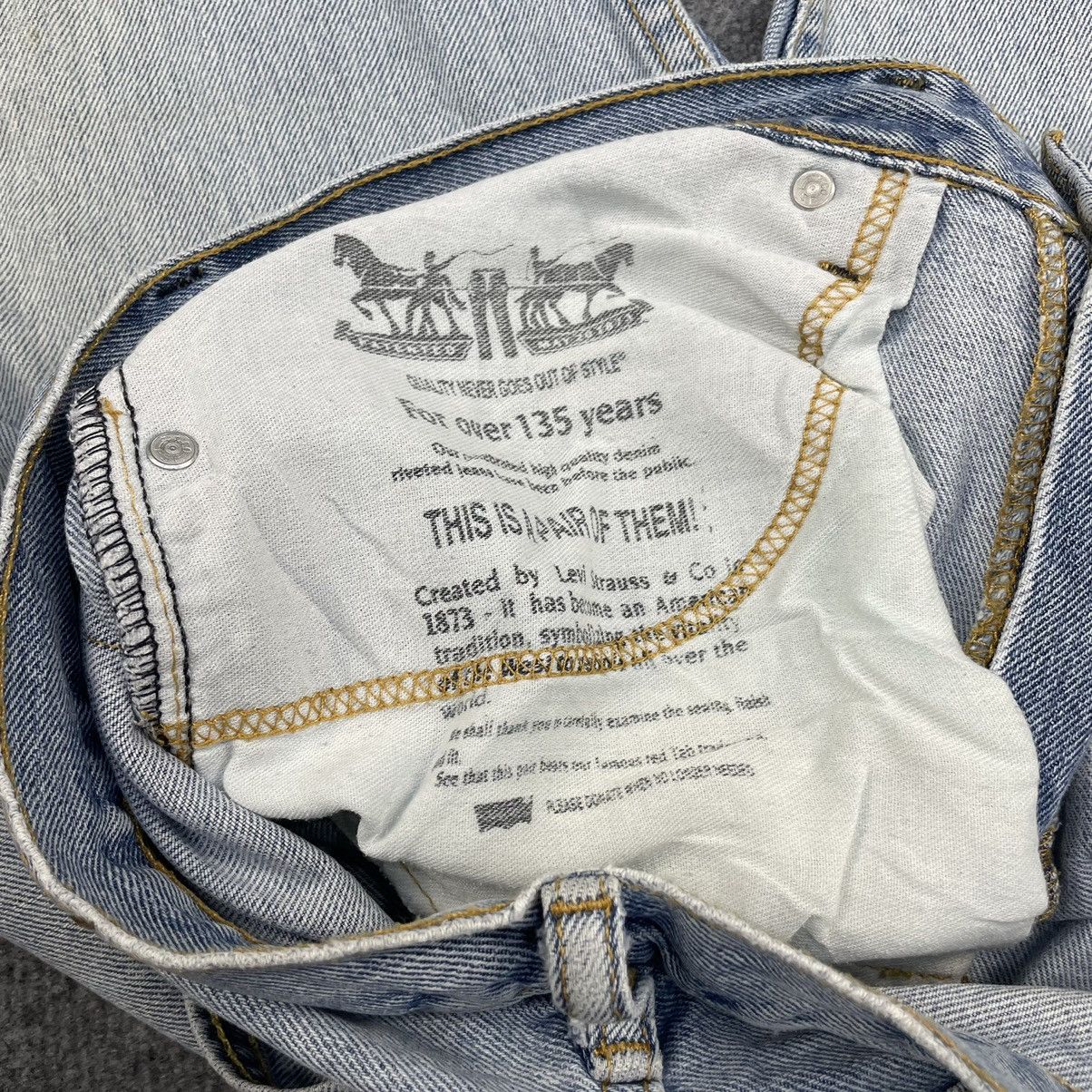 Levi's × Vintage Vintage Levi's 505 Light Wash -wc024 Size US 37 - 7 Thumbnail