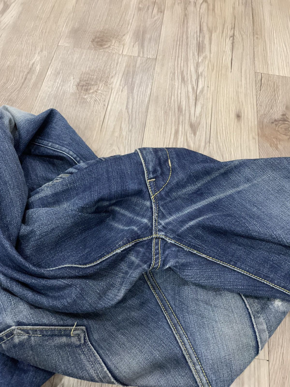 Blue Blue Japan Blue Blue Japan Rips Distressed Denim Jeans Made in Japan Size US 30 / EU 46 - 18 Thumbnail