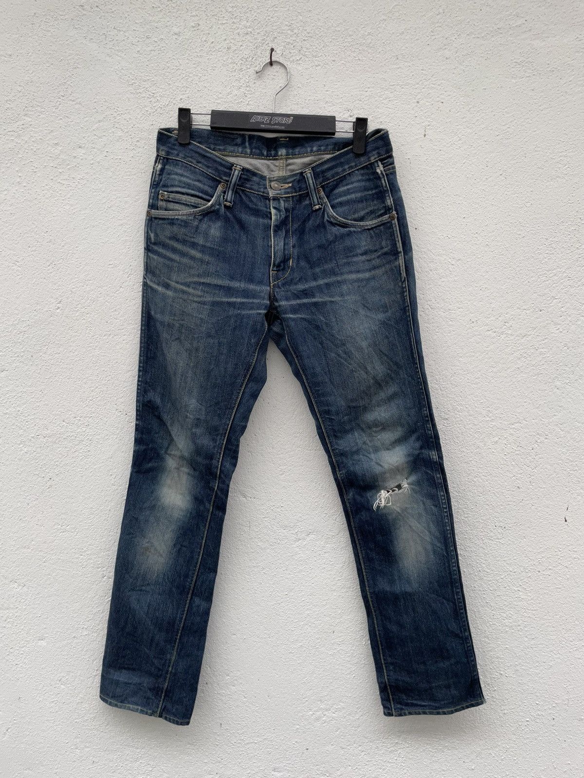 Blue Blue Japan Blue Blue Japan Rips Distressed Denim Jeans Made in Japan Size US 30 / EU 46 - 1 Thumbnail