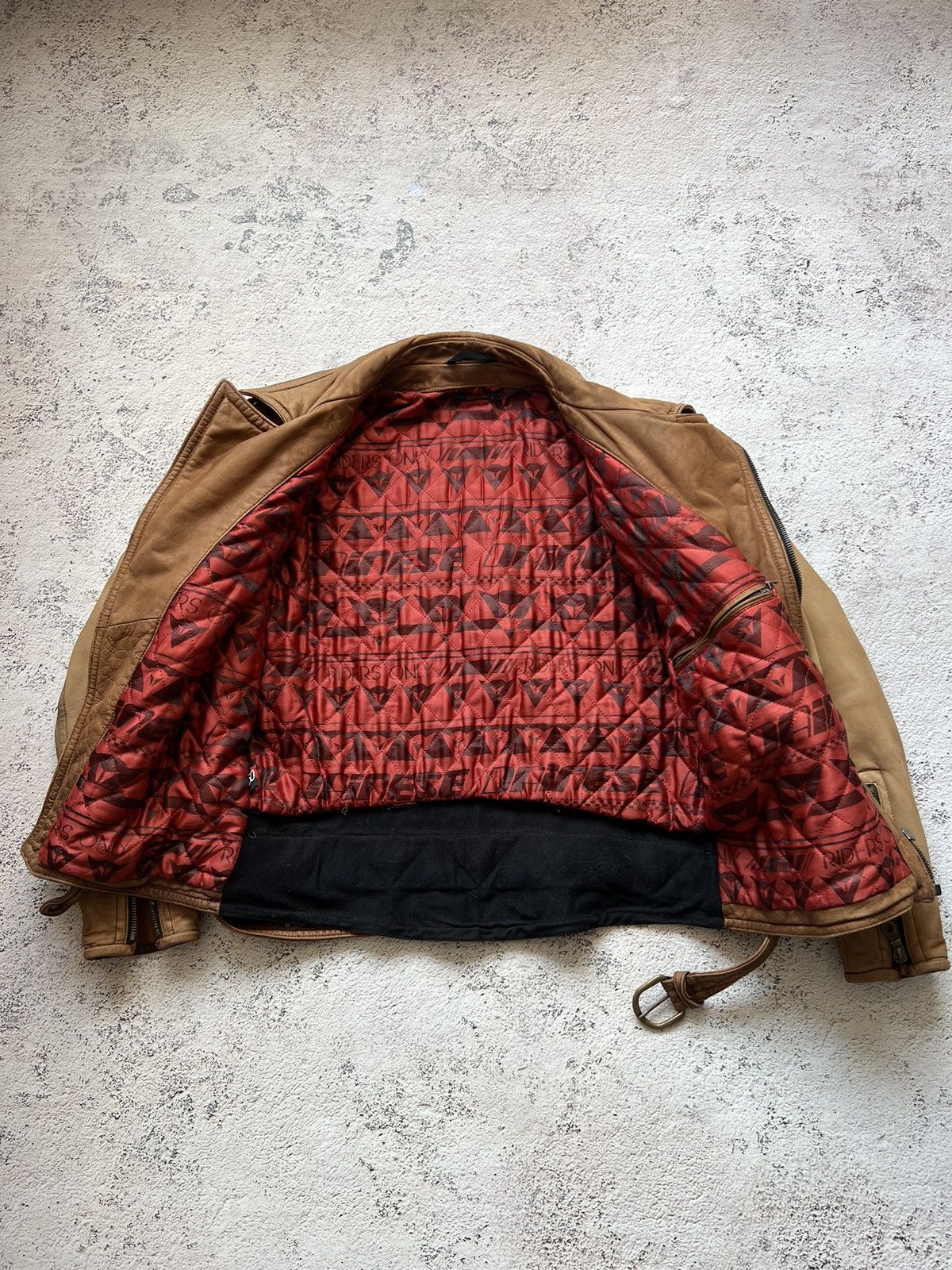 Dainese Dainese Italy Vintage Leather Biker Jacket Racing (50) Size US M / EU 48-50 / 2 - 9 Thumbnail