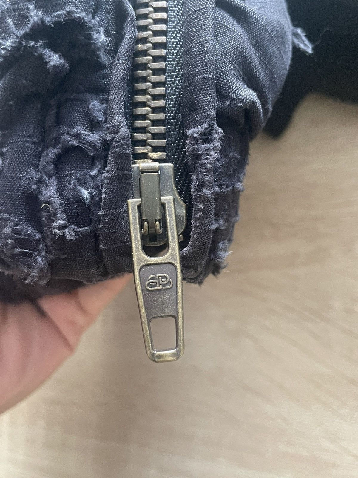 Balenciaga Destroyed bomber jacket size 2 Size US M / EU 48-50 / 2 - 9 Thumbnail