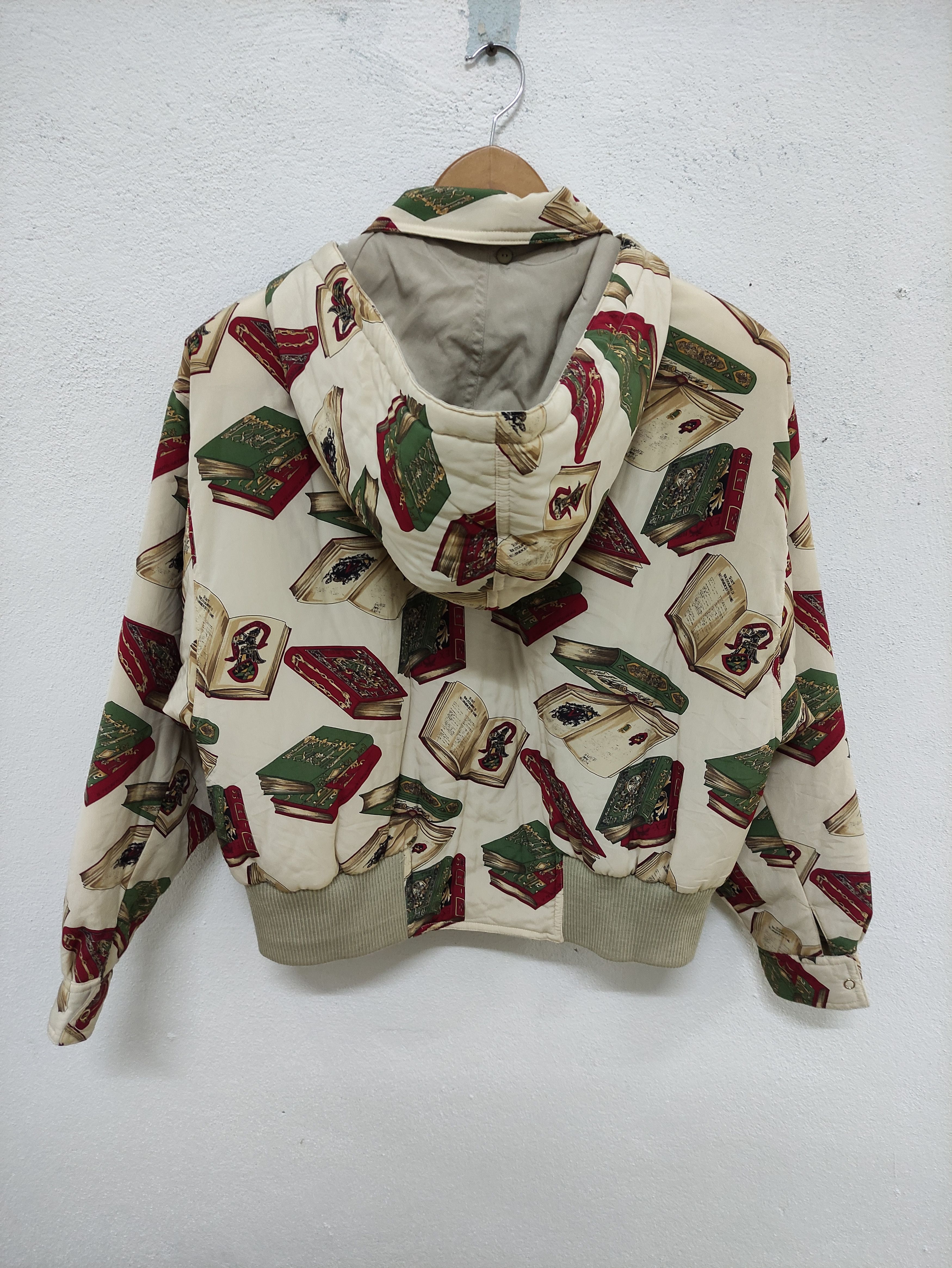Vintage Vintage Baiou Book Full Print Reversible Bomber Jacket Size M / US 6-8 / IT 42-44 - 2 Thumbnail