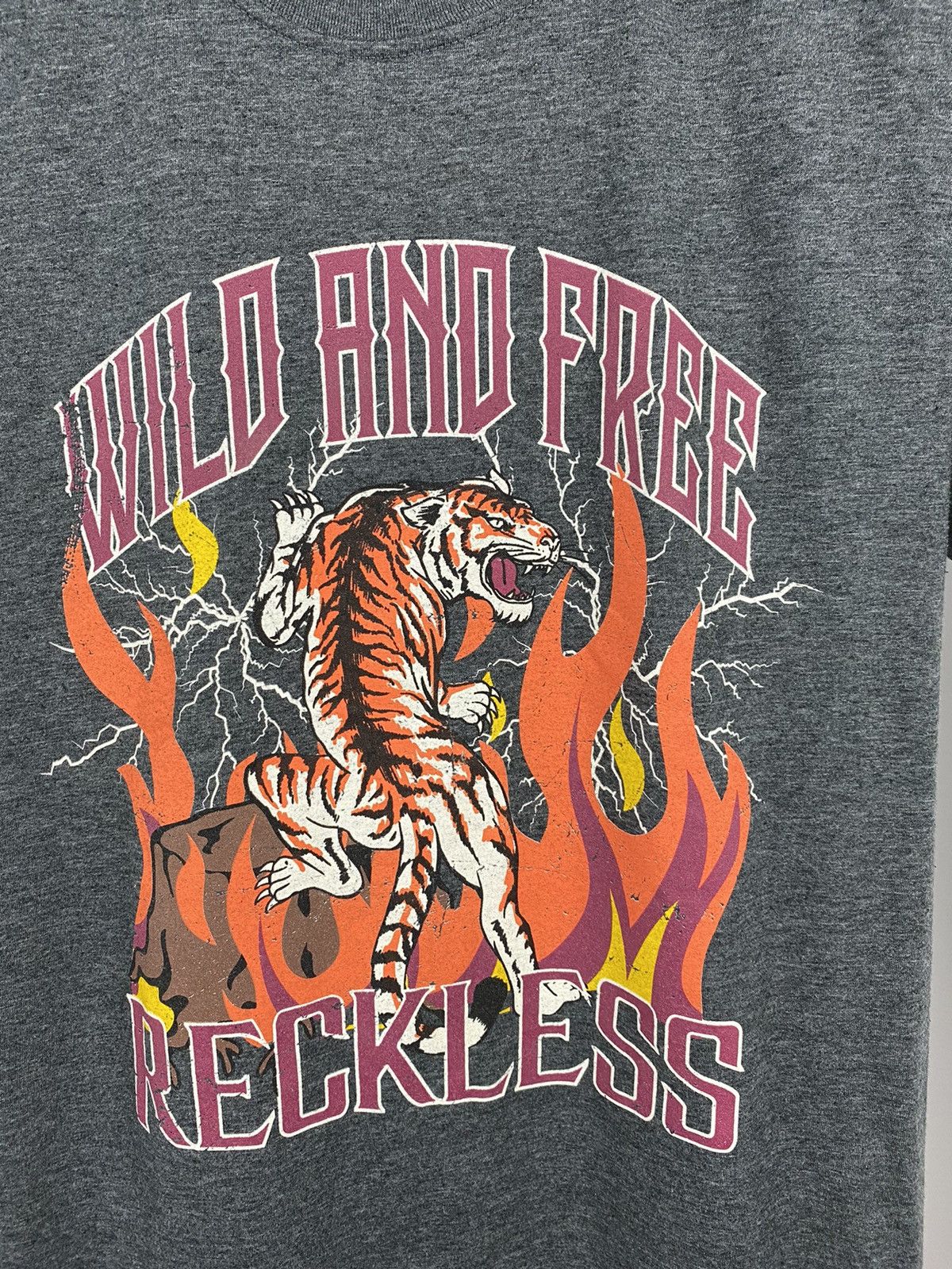 Band Tees × Vintage Tiger band tee rock streetwear big logo size M Size US M / EU 48-50 / 2 - 3 Thumbnail