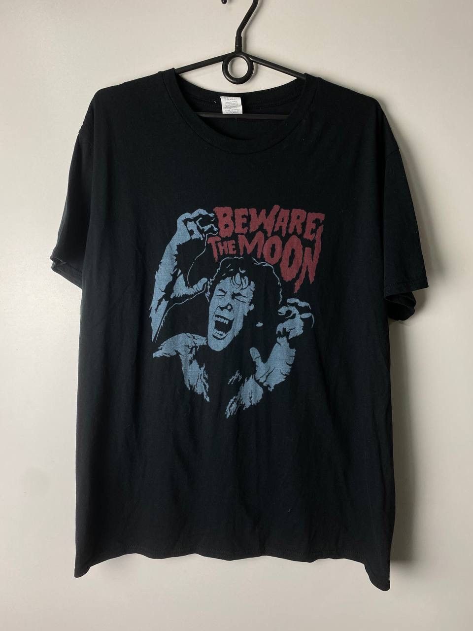Vintage Beware the moon vintage t-shirt size XL Size US XL / EU 56 / 4 - 1 Thumbnail