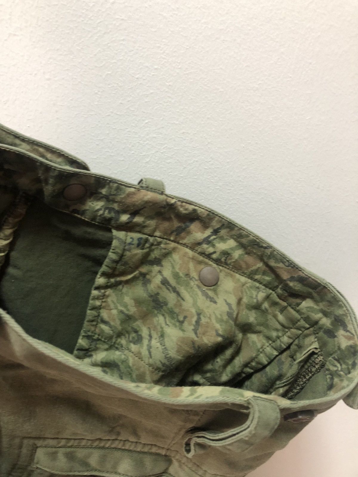 Maharishi Vintage MAHARISHI Pants Desert 2007 Woven Military Size US 33 - 10 Thumbnail