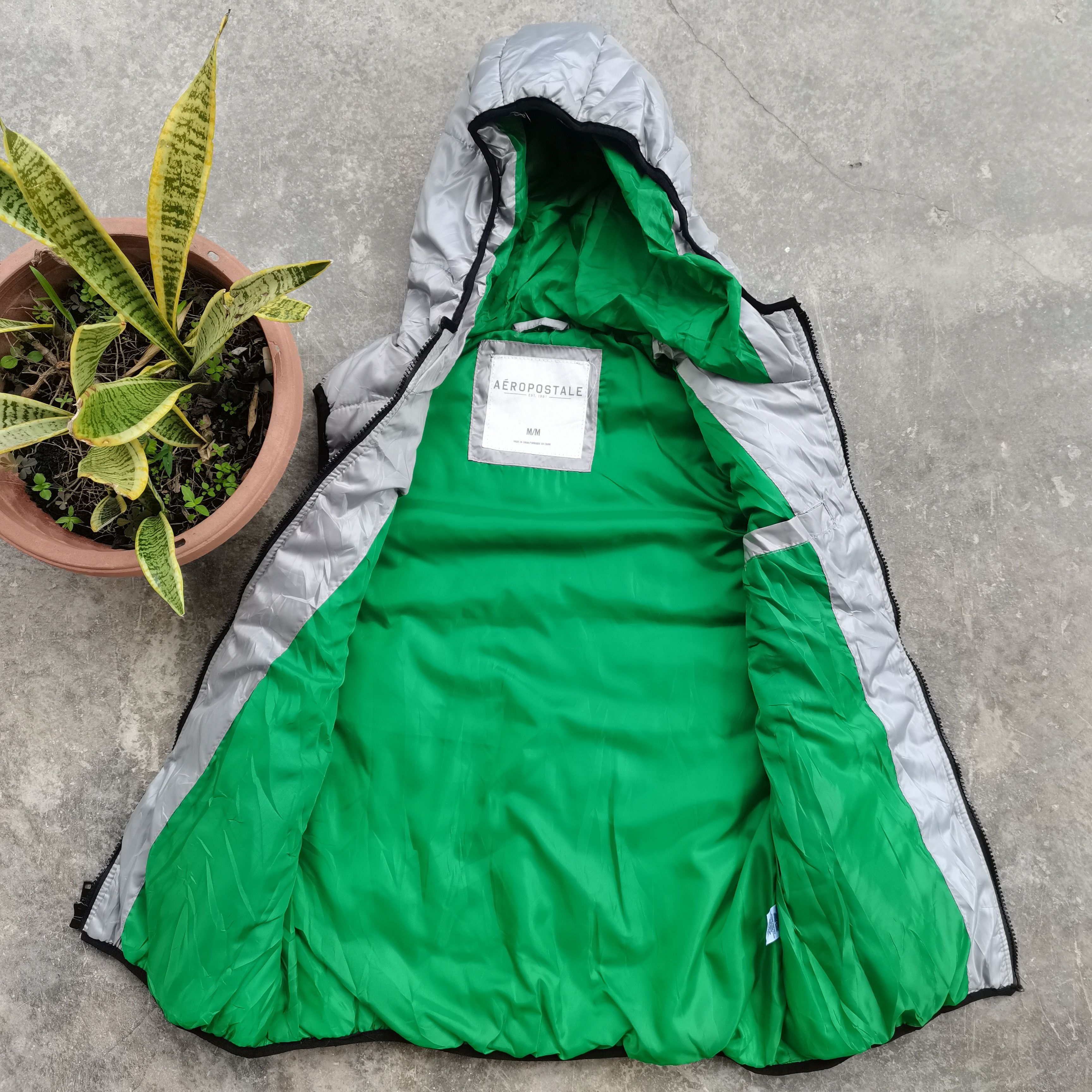 Aeropostale × Vintage AEROPOSTALE Tank Top Sleeveless Puffer Hoodie Jacket Size US M / EU 48-50 / 2 - 2 Thumbnail