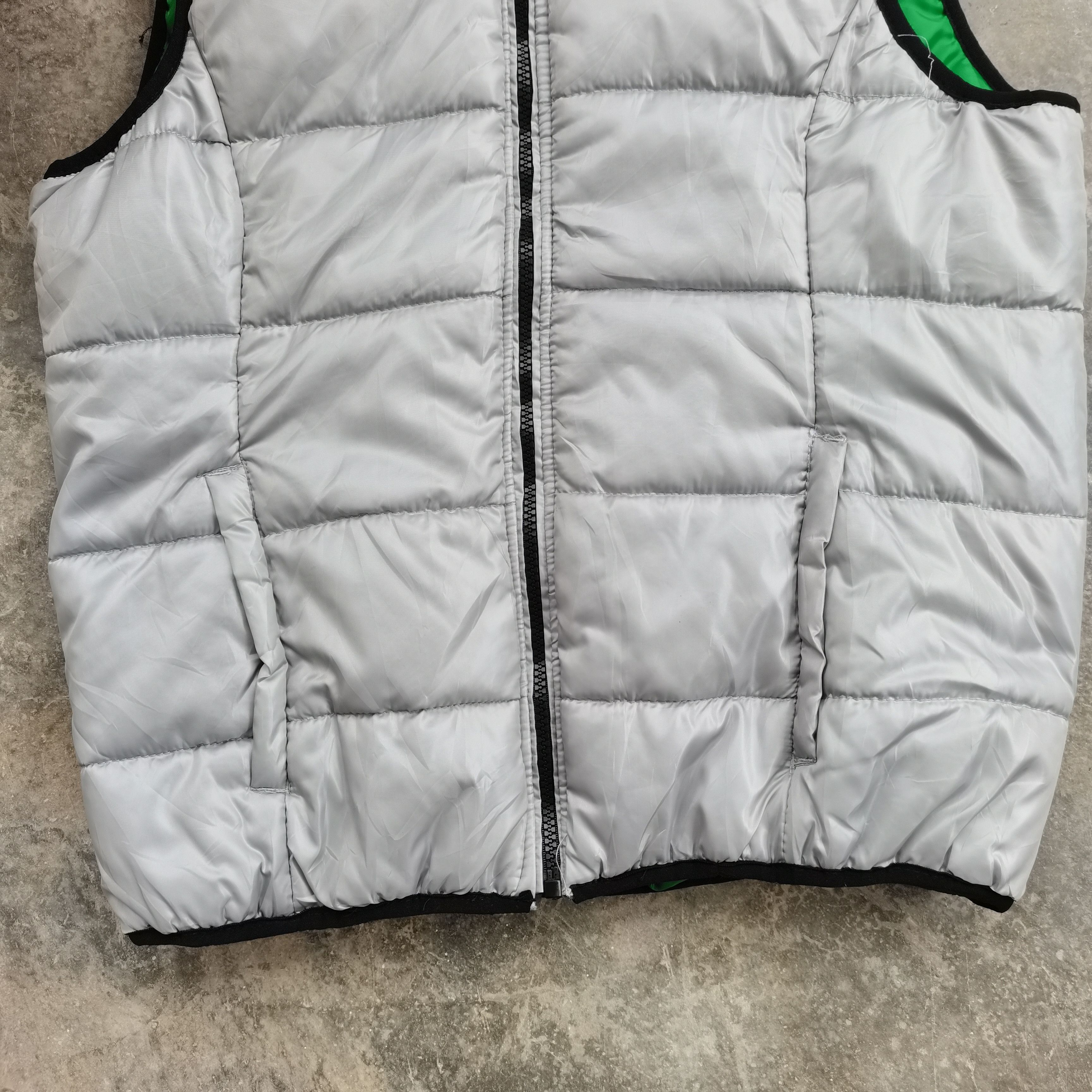 Aeropostale × Vintage AEROPOSTALE Tank Top Sleeveless Puffer Hoodie Jacket Size US M / EU 48-50 / 2 - 3 Thumbnail