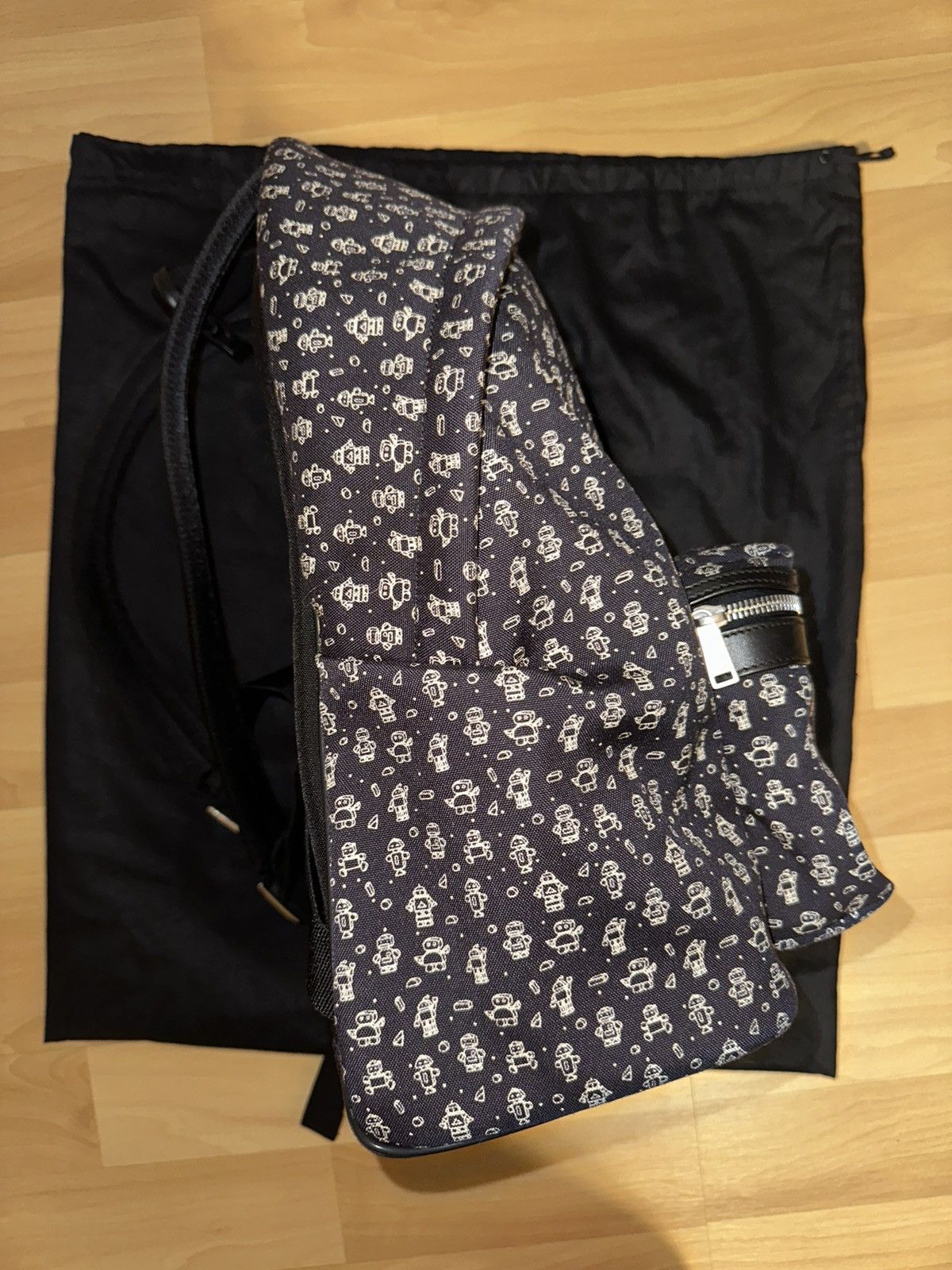 Yves Saint Laurent YSL City Robot-Print Canvas Backpack Size ONE SIZE - 3 Thumbnail