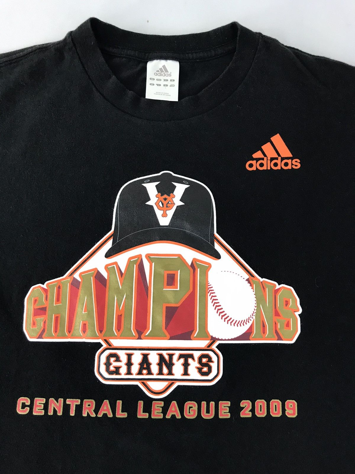 Adidas × Giant × MLB Adidas Yomiuri Giant Central League 2009 Champion K1180j Size US M / EU 48-50 / 2 - 3 Thumbnail