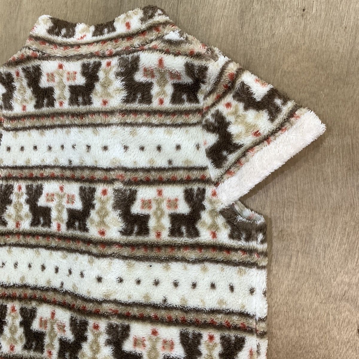 Aran Isles Knitwear × Japanese Brand × Northern Isles GERRY COSBY Vintage Fair Isle Fur Fleece Navajo Vest Jacket Size US M / EU 48-50 / 2 - 14 Thumbnail