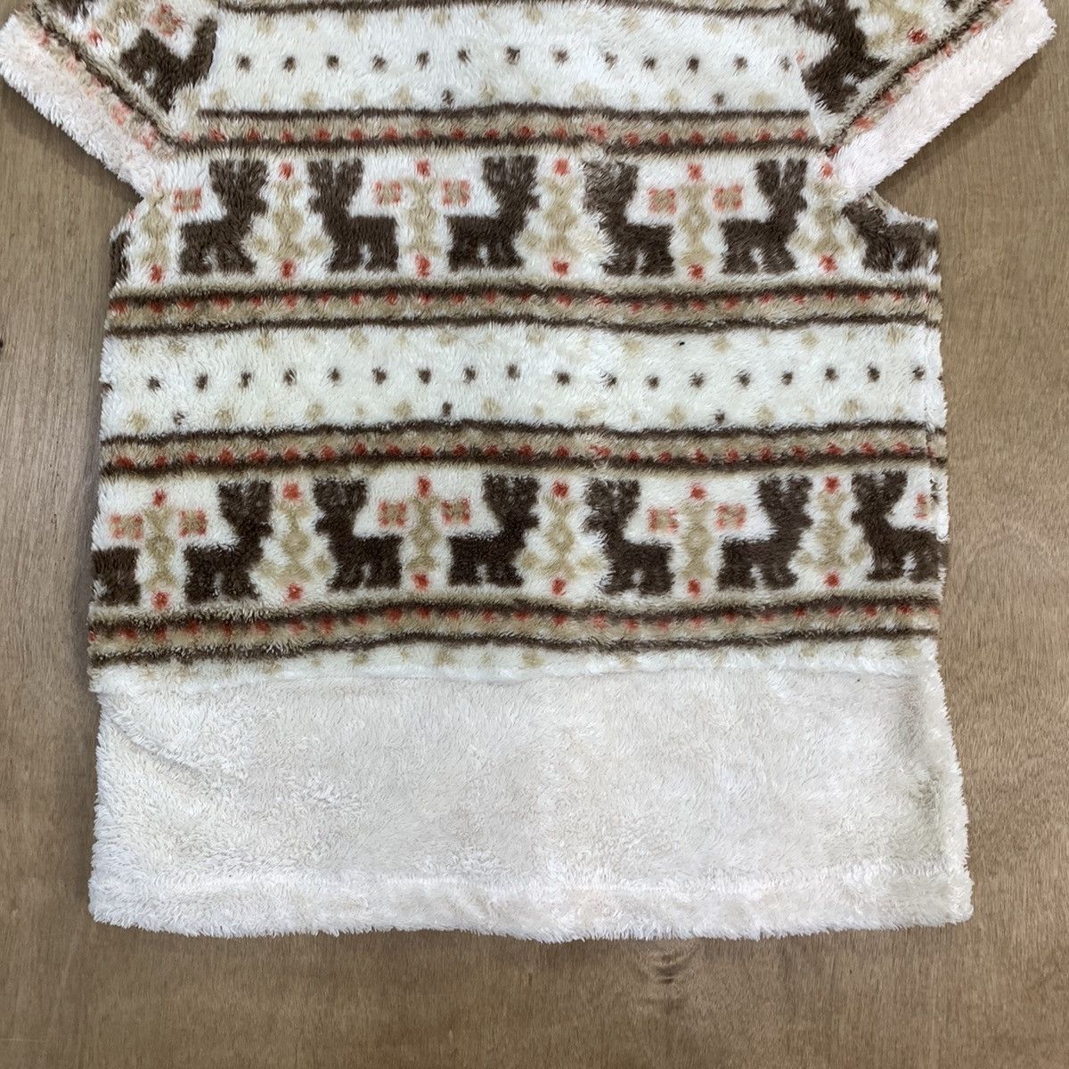 Aran Isles Knitwear × Japanese Brand × Northern Isles GERRY COSBY Vintage Fair Isle Fur Fleece Navajo Vest Jacket Size US M / EU 48-50 / 2 - 12 Thumbnail