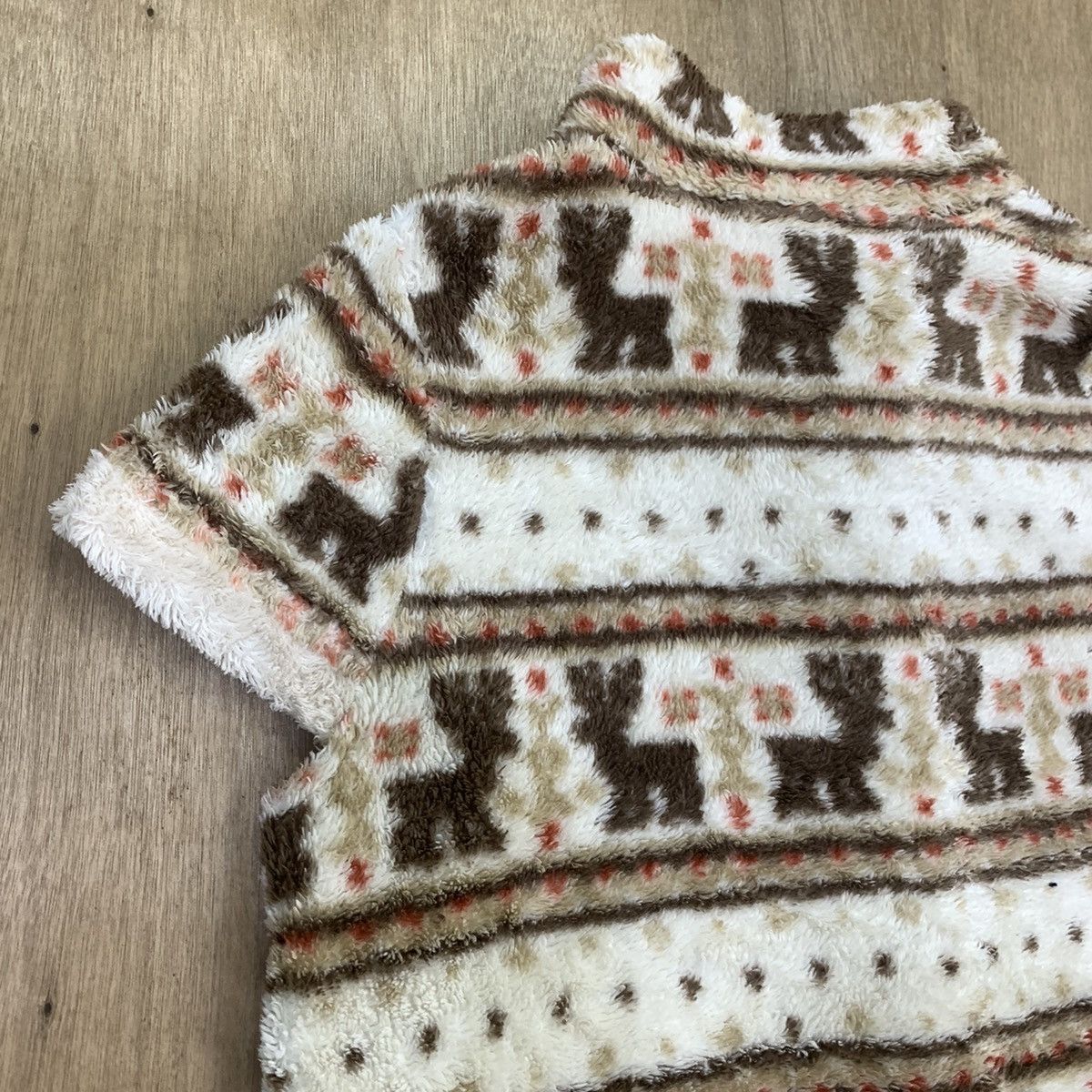 Aran Isles Knitwear × Japanese Brand × Northern Isles GERRY COSBY Vintage Fair Isle Fur Fleece Navajo Vest Jacket Size US M / EU 48-50 / 2 - 13 Thumbnail