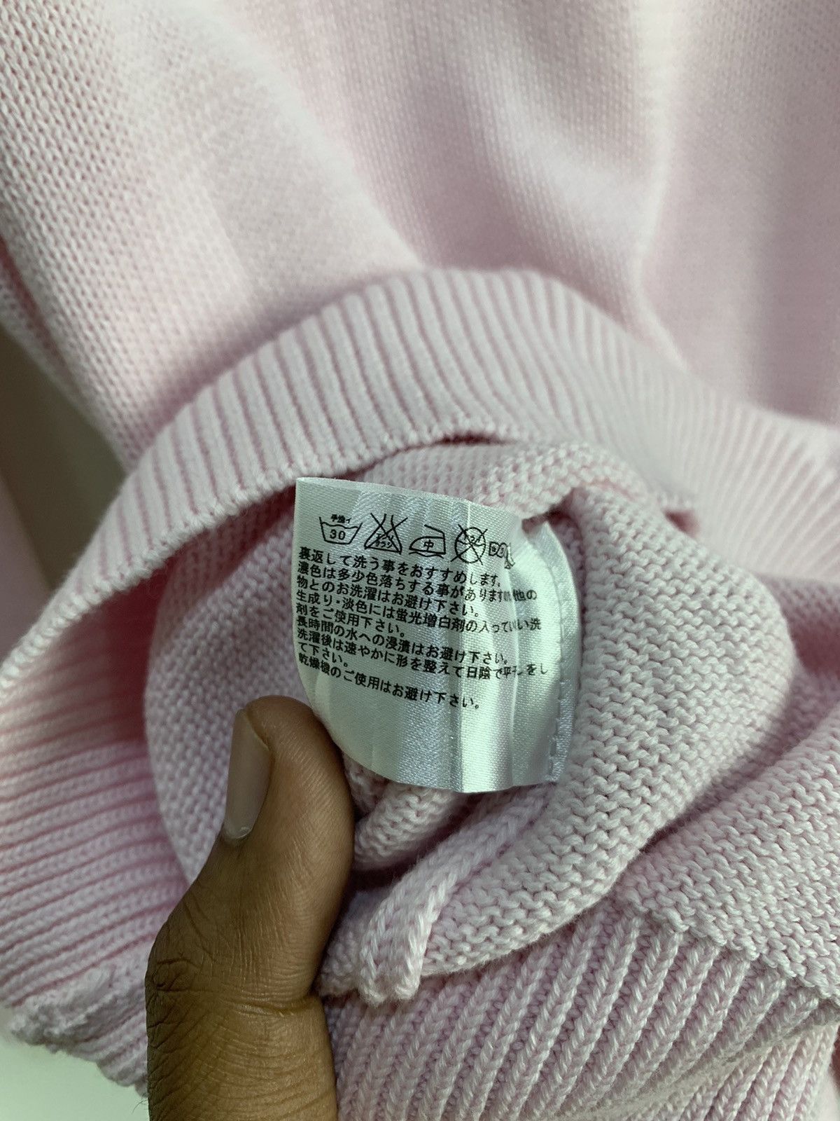 Japanese Brand × Uniqlo UNIQLO Vintage Plain Pink Crewneck Knitwear Sweater Jumper Size US M / EU 48-50 / 2 - 15 Thumbnail