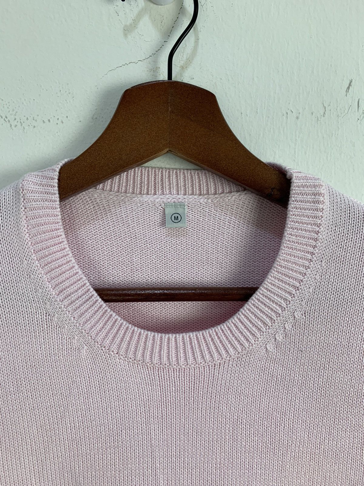 Japanese Brand × Uniqlo UNIQLO Vintage Plain Pink Crewneck Knitwear Sweater Jumper Size US M / EU 48-50 / 2 - 7 Thumbnail