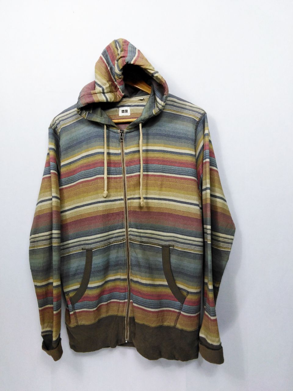 Japanese Brand × Uniqlo MULTICOLOR STRIPE UNIQLO HOODIE Size US L / EU 52-54 / 3 - 1 Thumbnail