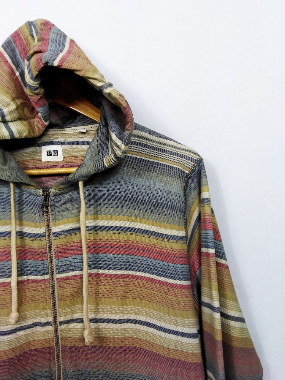 Japanese Brand × Uniqlo MULTICOLOR STRIPE UNIQLO HOODIE Size US L / EU 52-54 / 3 - 3 Thumbnail