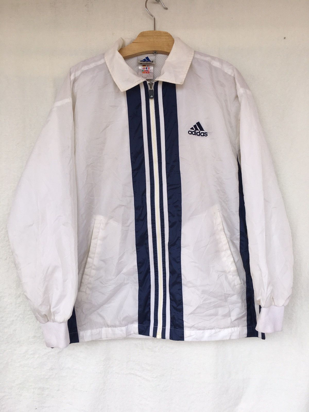 Adidas vintage adidas 90s windbreaker Size US S / EU 44-46 / 1 - 1 Thumbnail