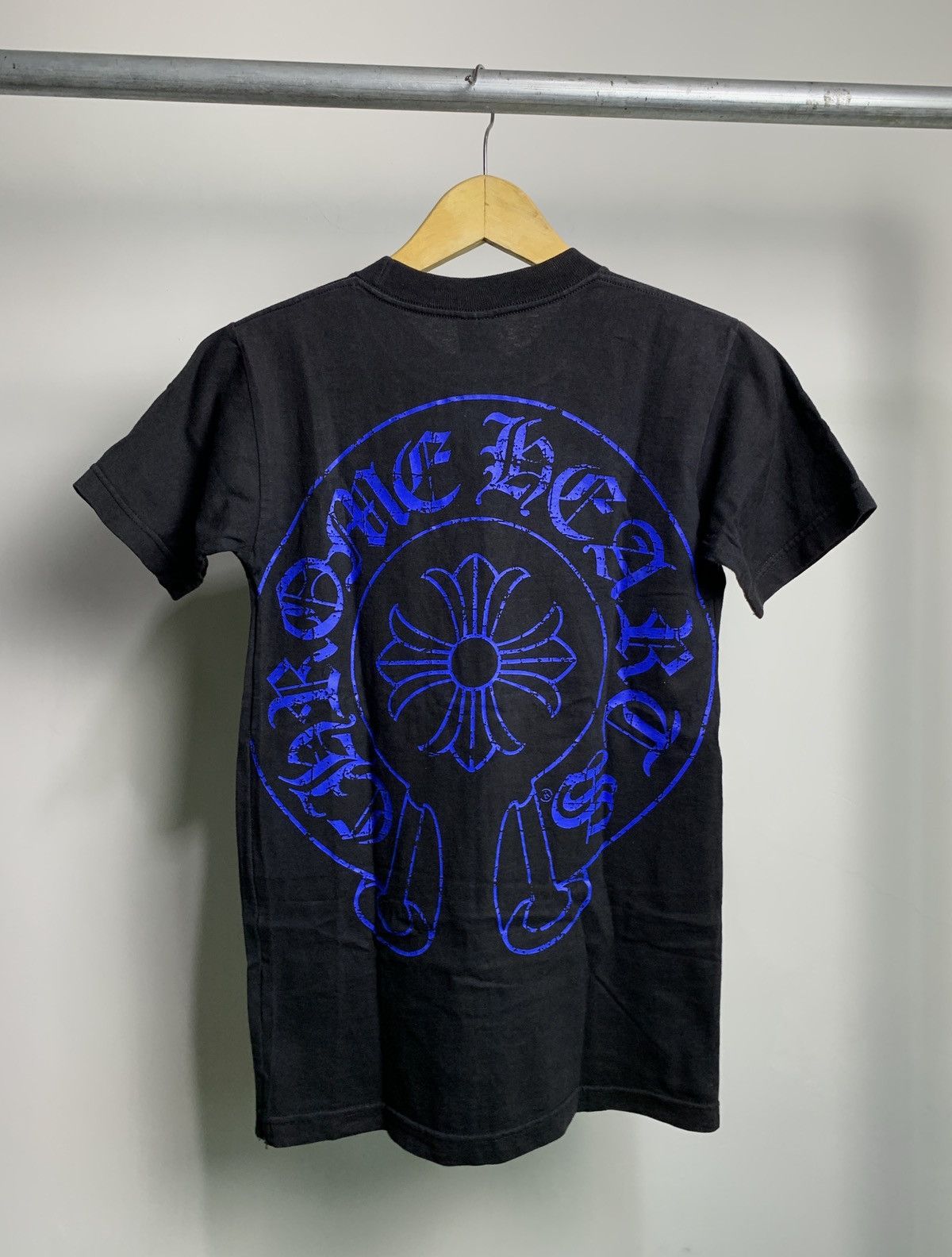 image of Chrome Hearts Vintage Big Horseshoe Logo Tshirt in Black, Men's (Size Small)