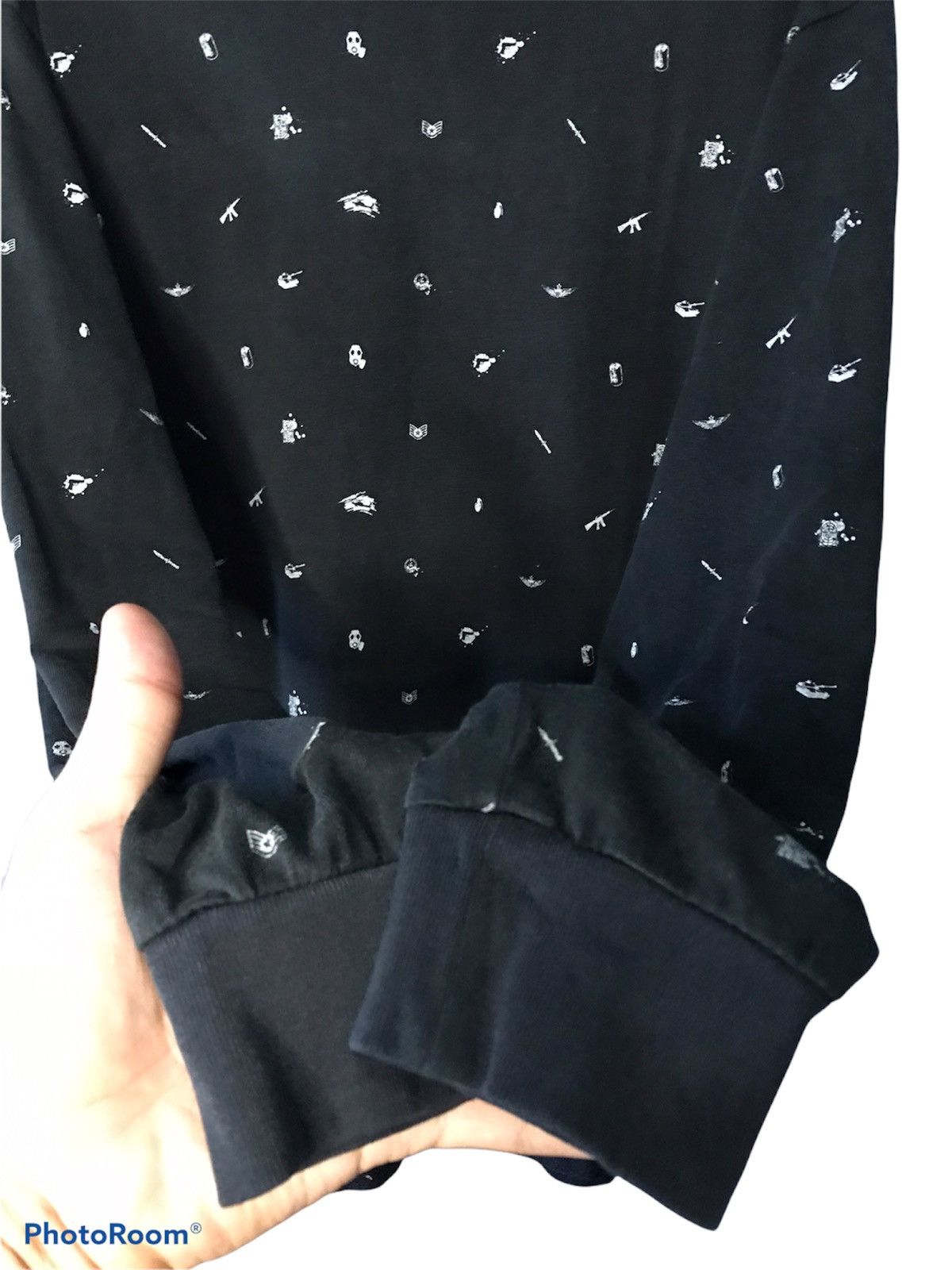 Vintage Vintage Phenomenon Weapon Design Longsleeve Tee Size US L / EU 52-54 / 3 - 3 Thumbnail