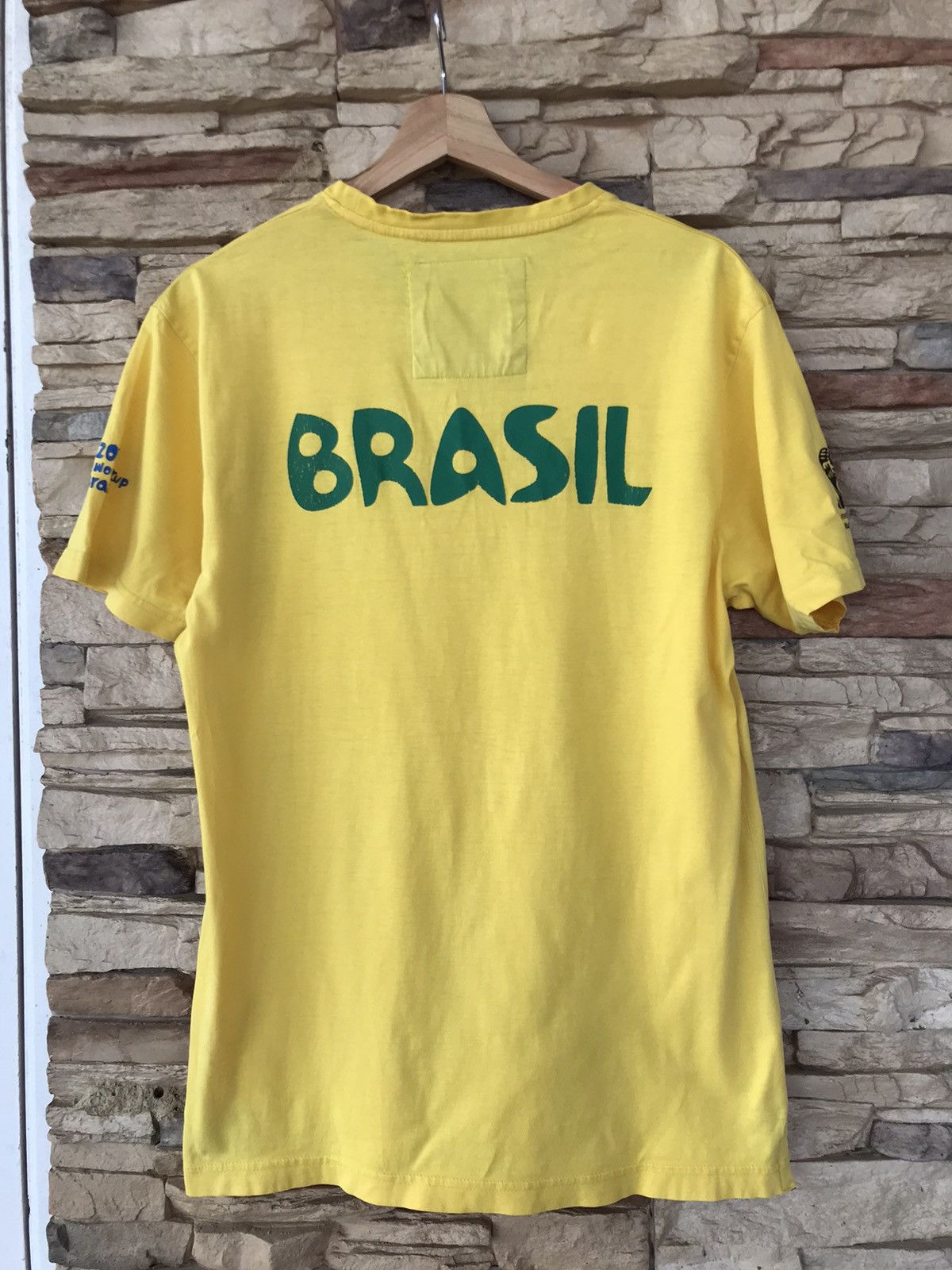Japanese Brand Brazil Fifa World Cup 2014 Tee Size US S / EU 44-46 / 1 - 2 Thumbnail