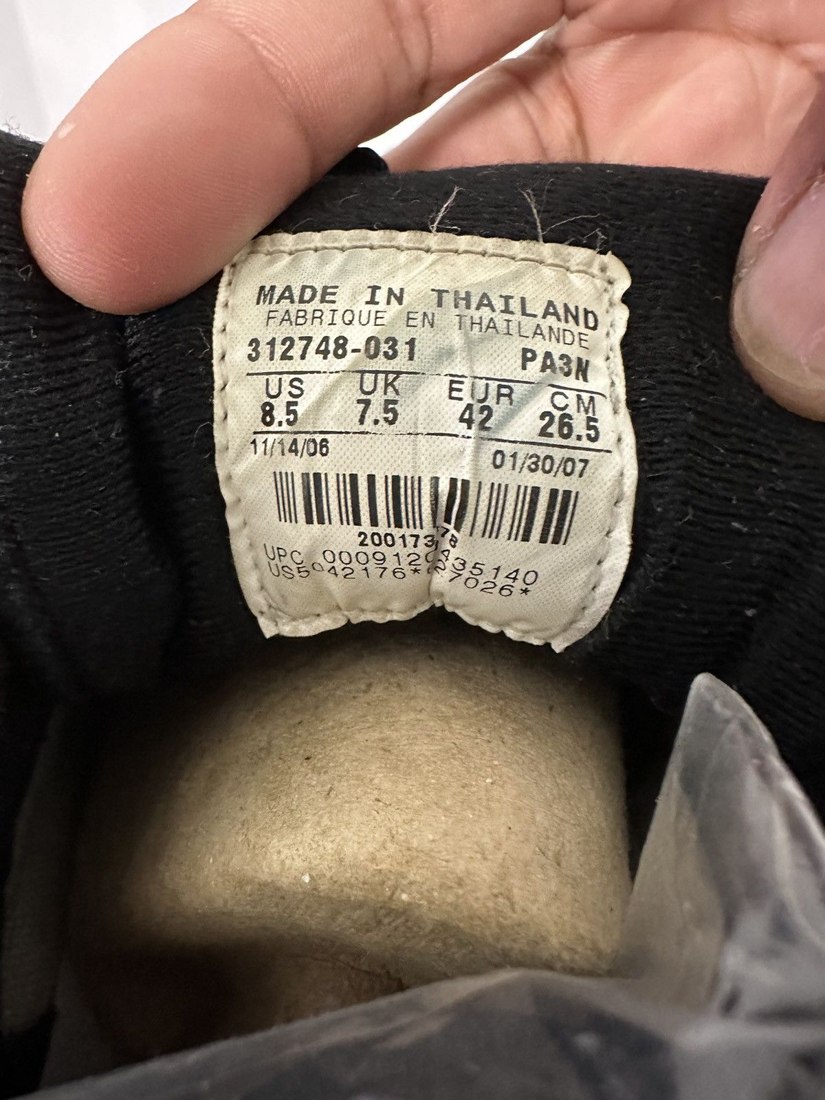 Nike × atmos Nike x Atmos Air Max 1 Elephants 2007 Size US 8.5 / EU 41-42 - 8 Thumbnail