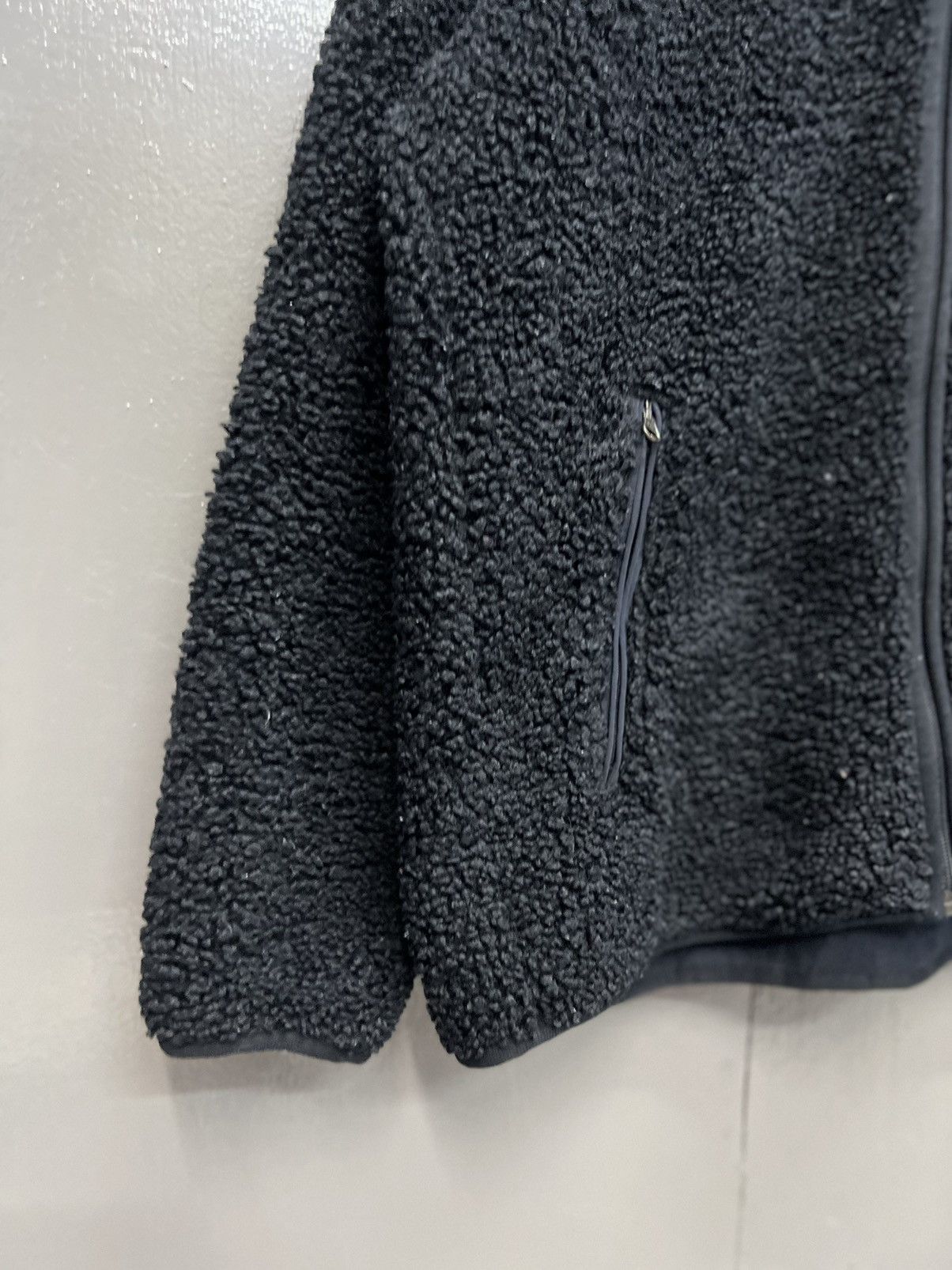Uniqlo UNIQLO FLEECE ZIPPER JACKET Size US XL / EU 56 / 4 - 4 Thumbnail
