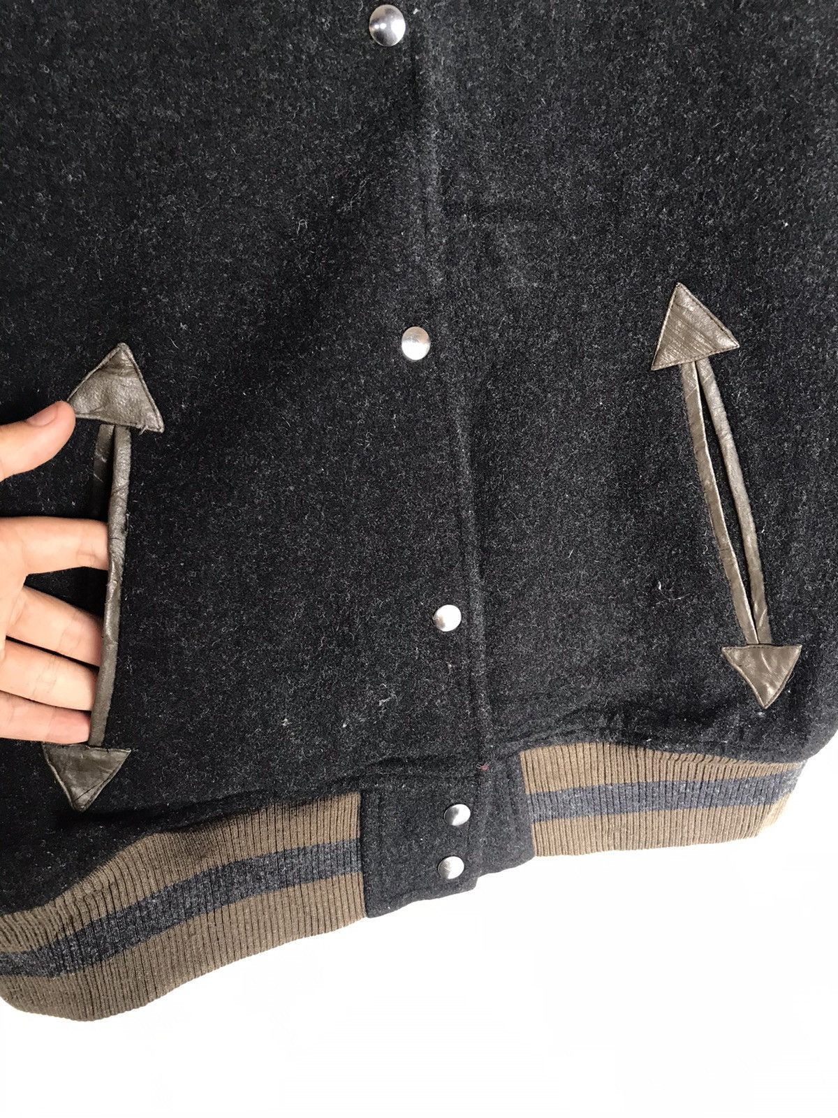 Uniqlo Vintage G.V.G.V. Uniqlo Varsity Jacket Wool Size US S / EU 44-46 / 1 - 4 Thumbnail