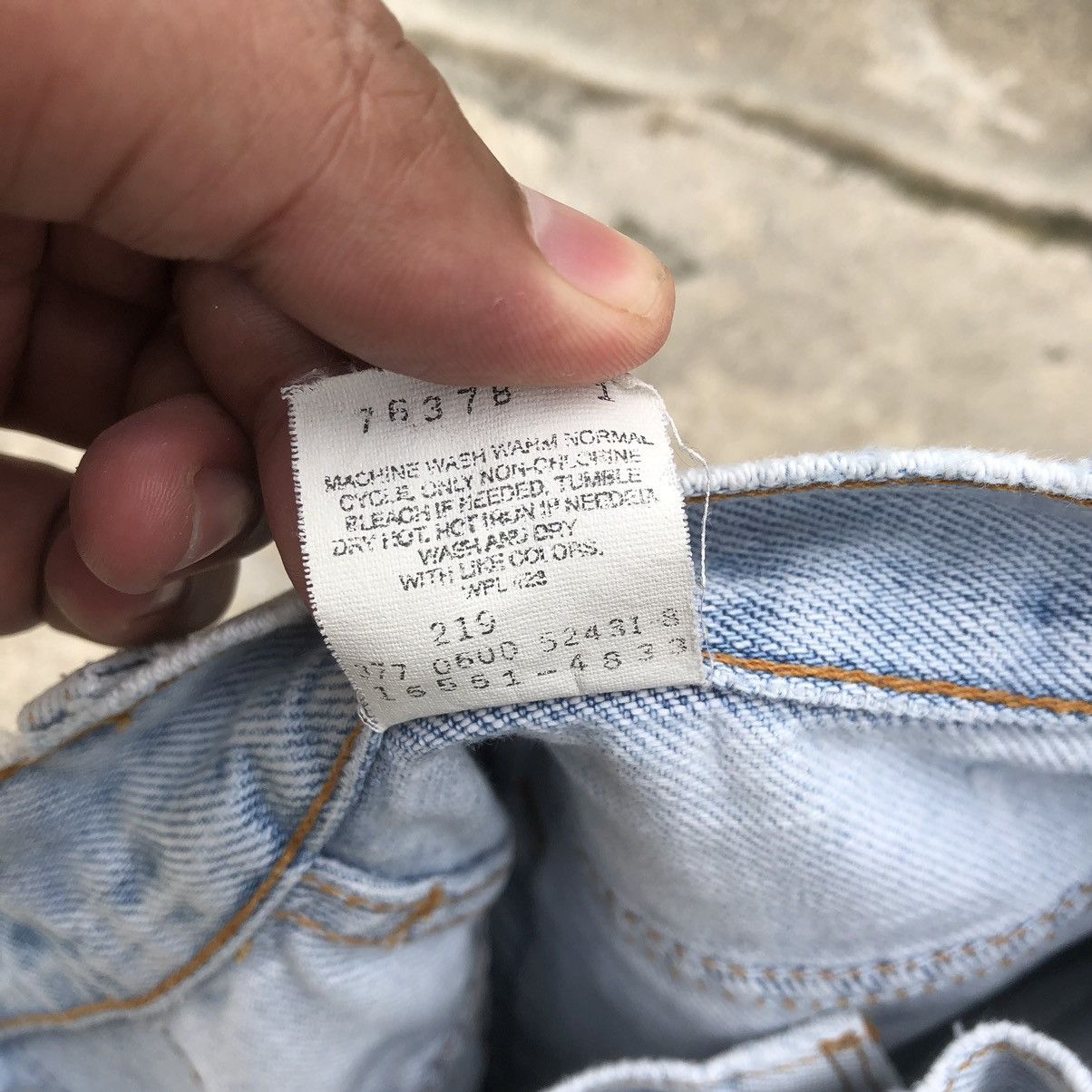 Levi's × Vintage 🔥Rare🔥Levis 550 Stoned Wash Rips Distress Denim Jeans Size US 26 / EU 42 - 18 Thumbnail