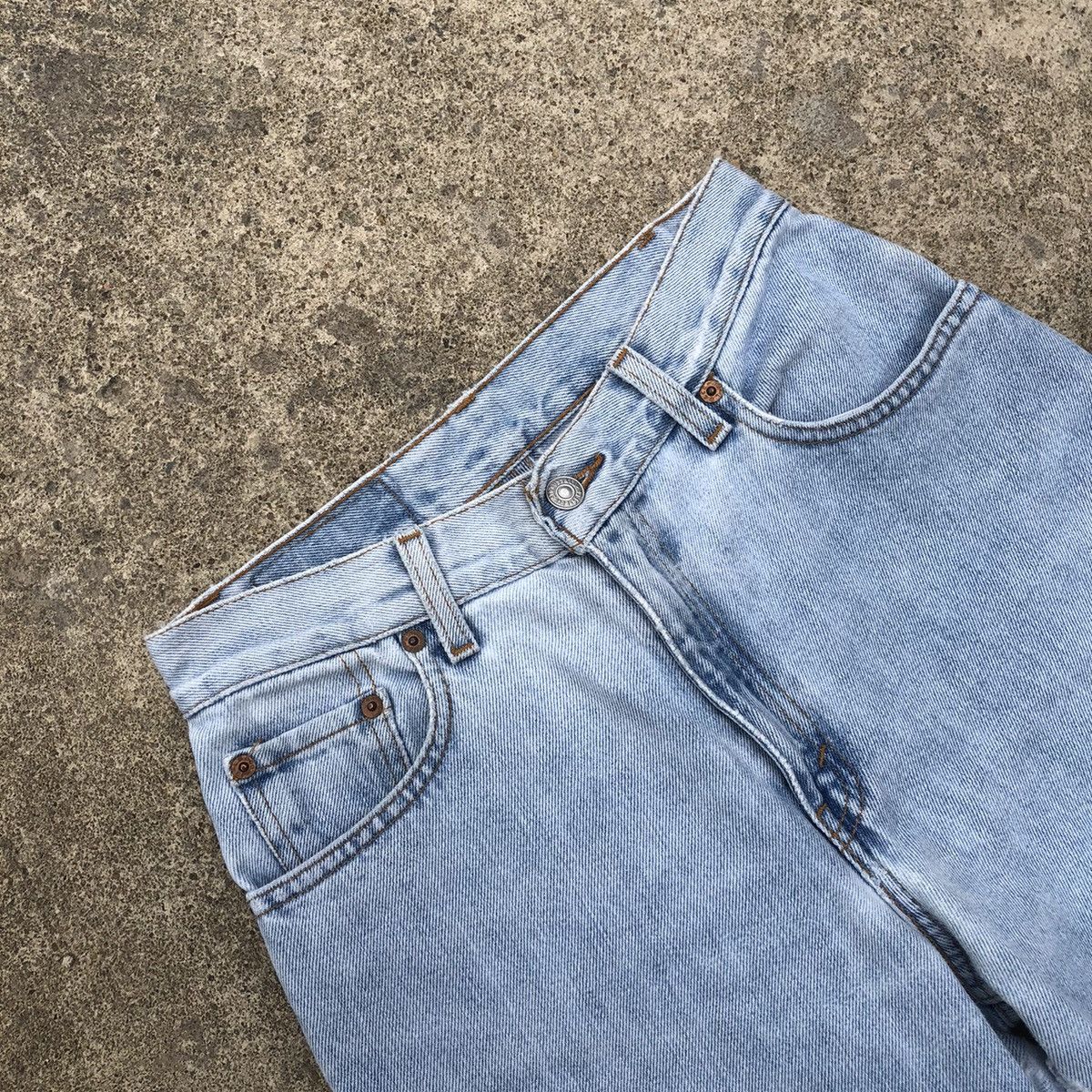 Levi's × Vintage 🔥Rare🔥Levis 550 Stoned Wash Rips Distress Denim Jeans Size US 26 / EU 42 - 13 Thumbnail