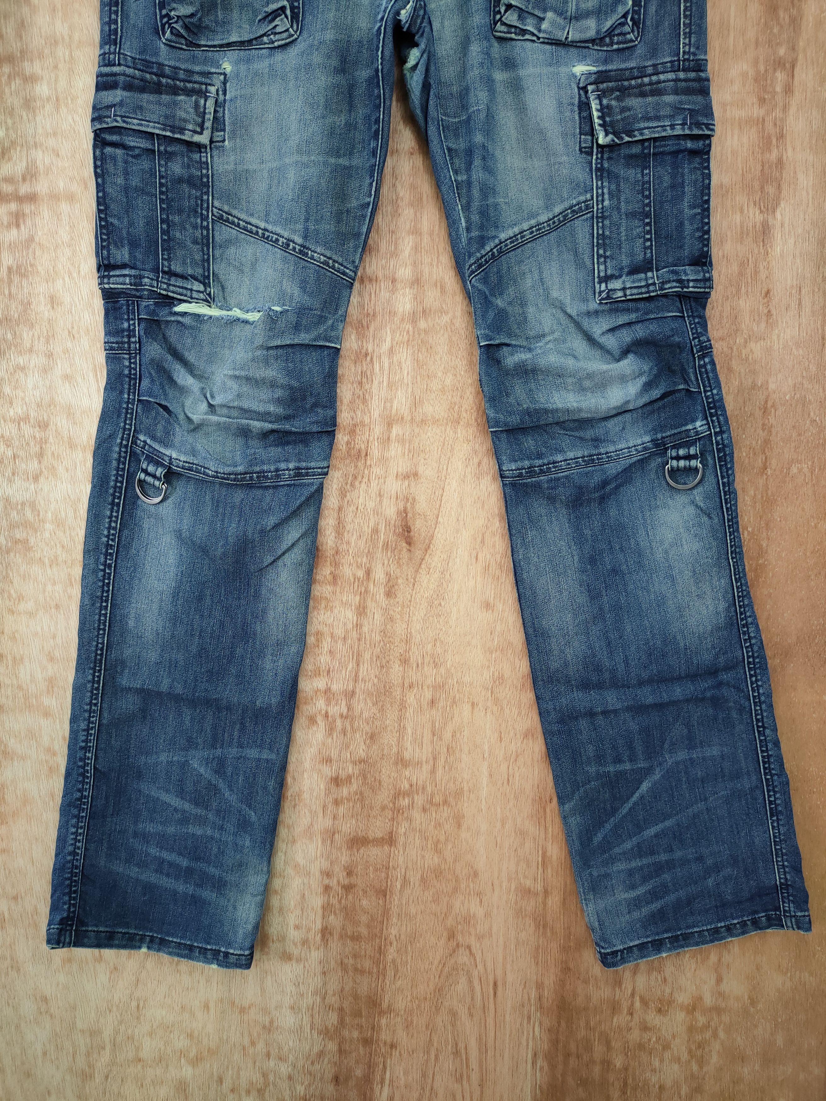 Grailed DL Lyric distressed denim multipocket cargo pants #46-103T Size US 32 / EU 48 - 2 Thumbnail