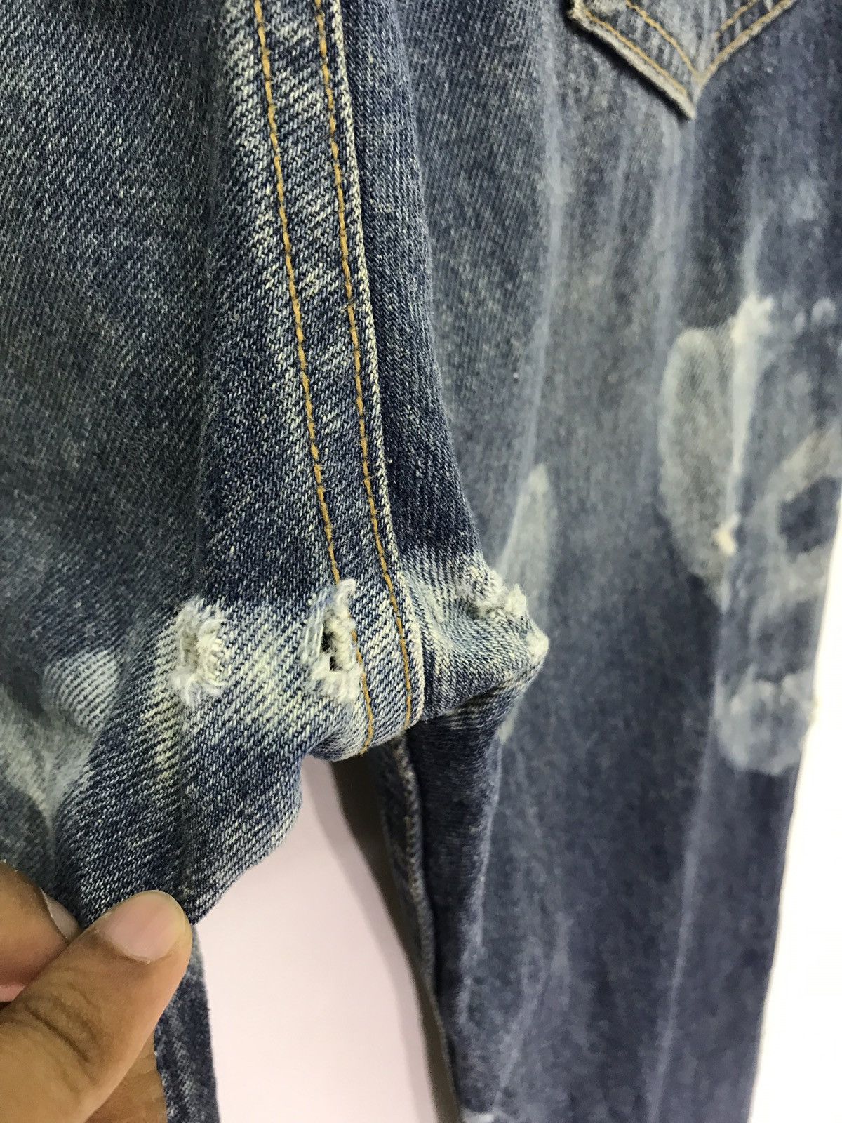 Levi's Vtg 90s Levi’s 501 Distressed Denim Bleach Regular Size US 31 - 9 Thumbnail