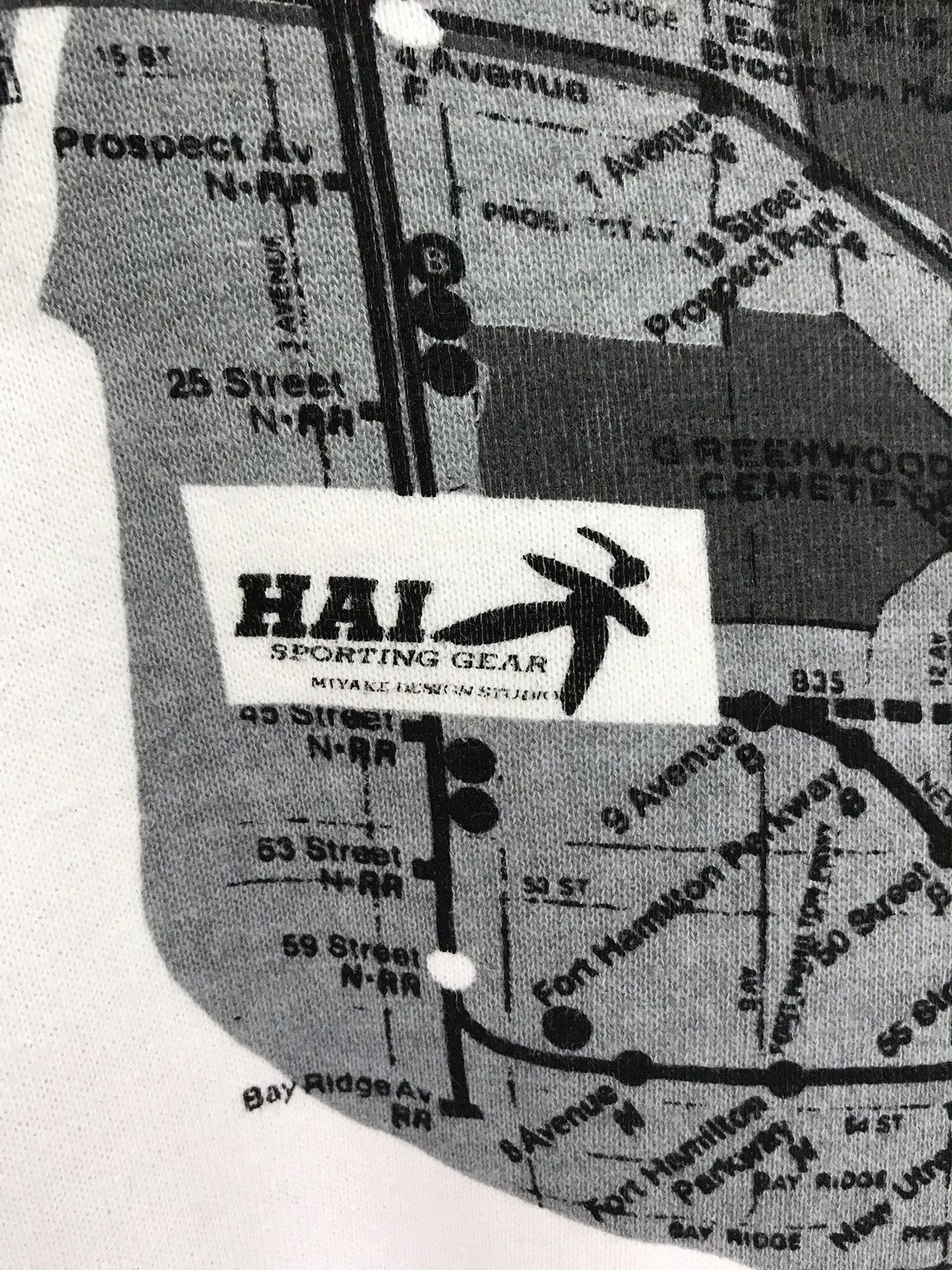 Hai Sporting Gear ⚡RARE 80s Issey Miyake X Hai Sporting Gear Fullprinted Size US M / EU 48-50 / 2 - 7 Thumbnail