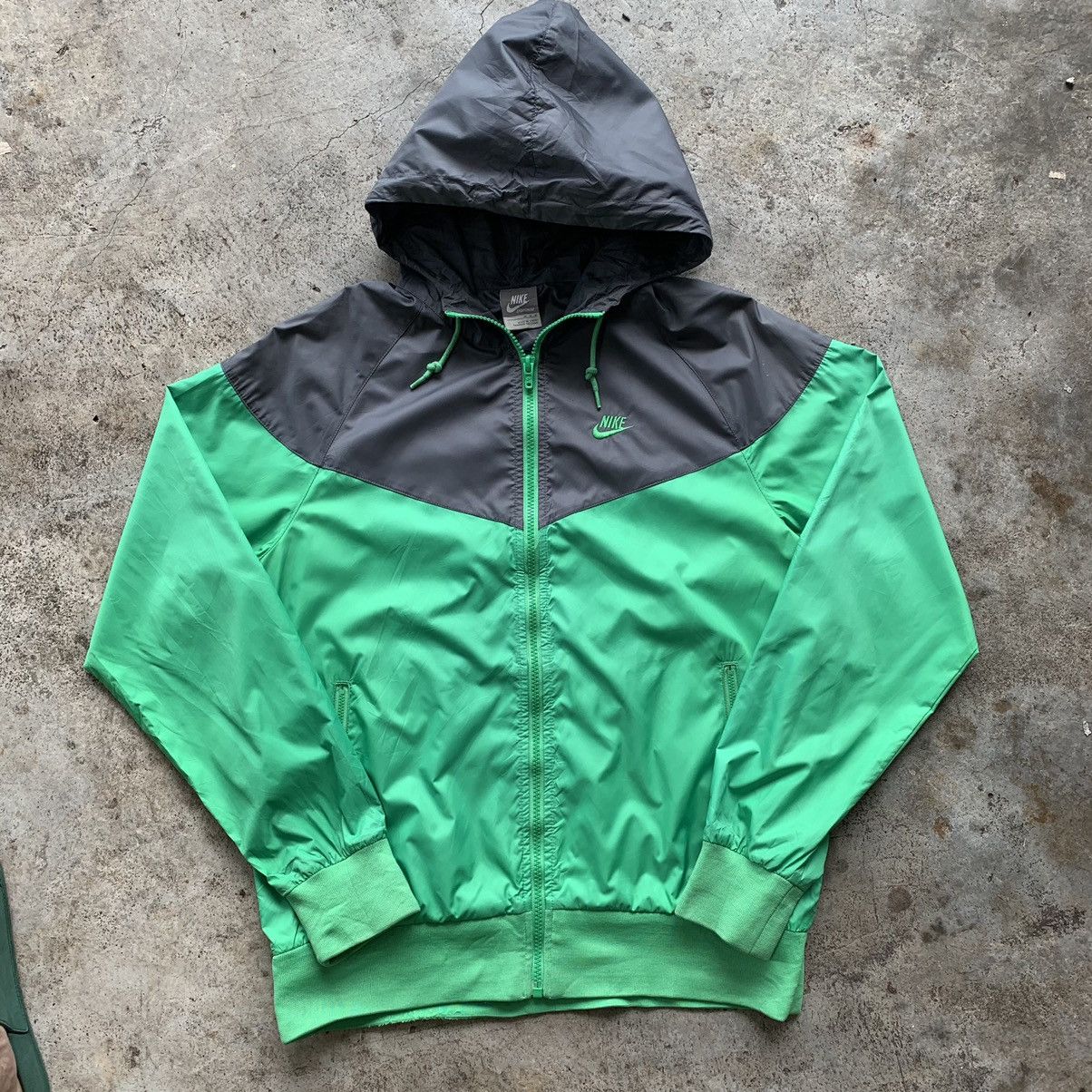 Nike Nike light jacket running Size US M / EU 48-50 / 2 - 12 Thumbnail
