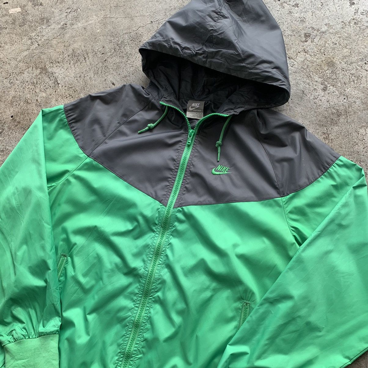 Nike Nike light jacket running Size US M / EU 48-50 / 2 - 14 Thumbnail