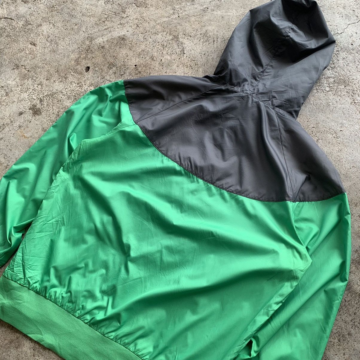 Nike Nike light jacket running Size US M / EU 48-50 / 2 - 22 Thumbnail