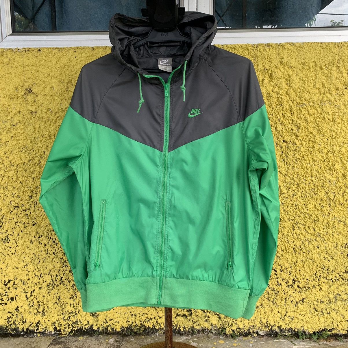 Nike Nike light jacket running Size US M / EU 48-50 / 2 - 1 Thumbnail