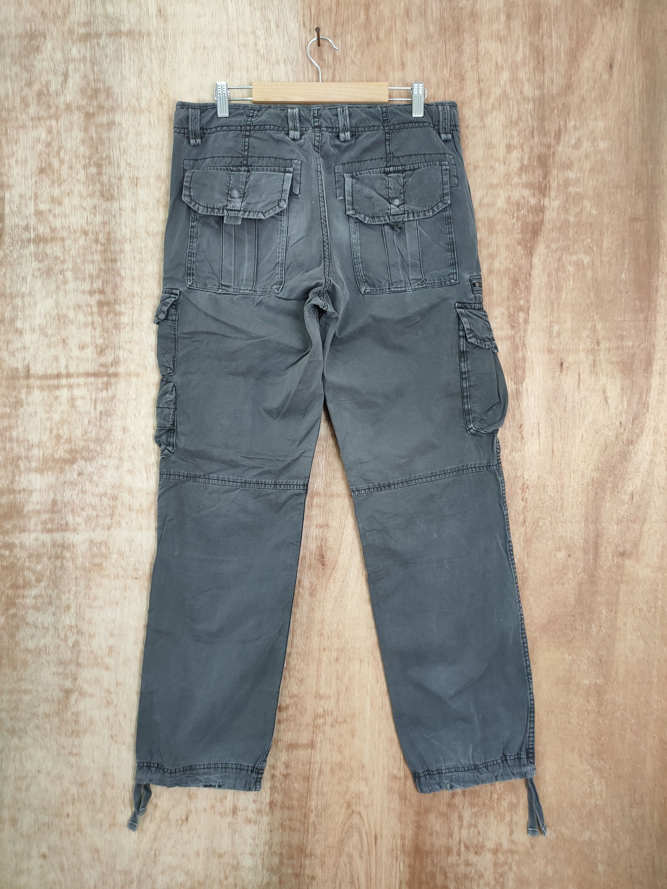 Japanese Brand uniqlo japanese faded vintage tactical cargo pants #4154DL Size US 32 / EU 48 - 6 Thumbnail