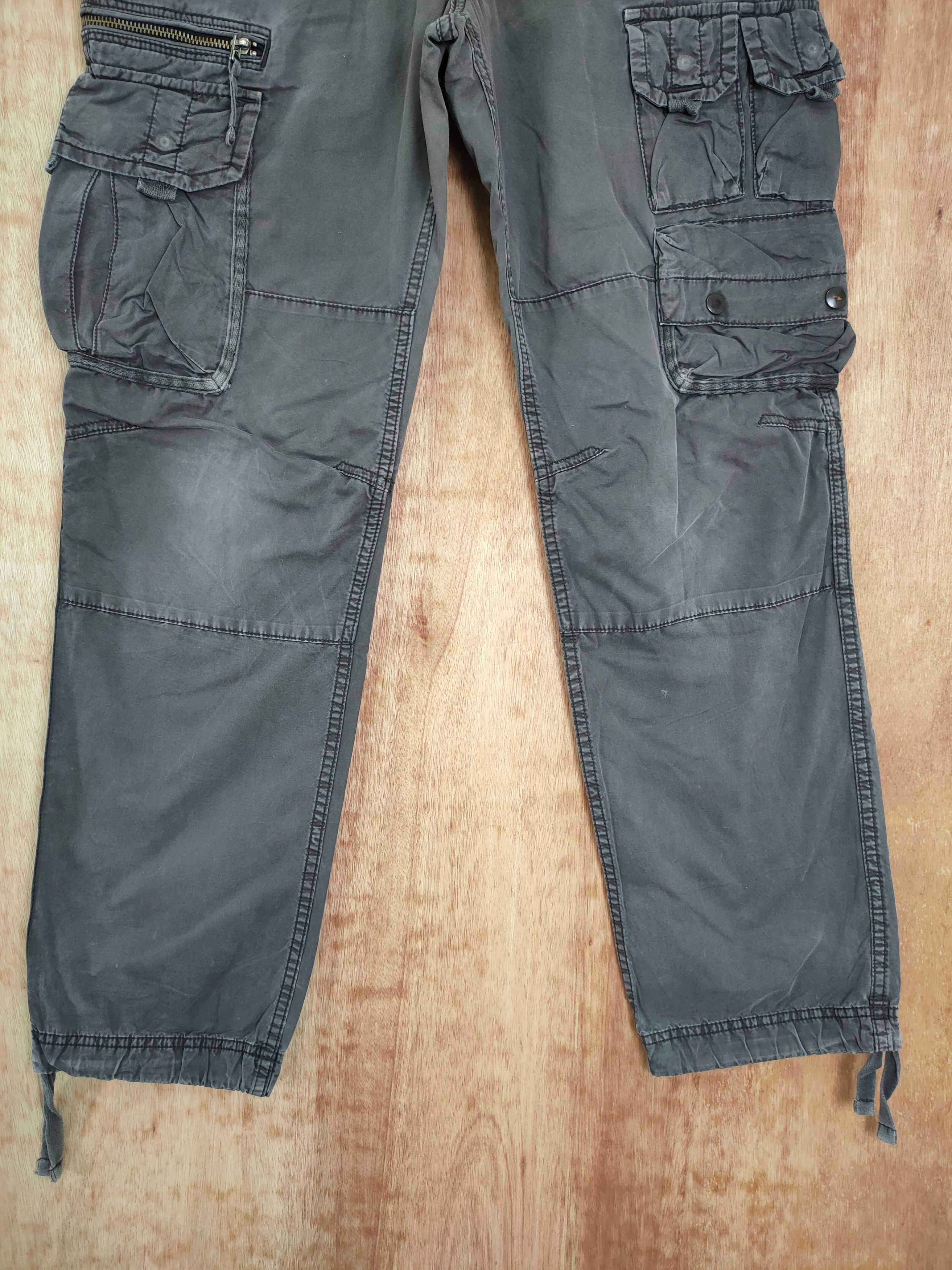 Japanese Brand uniqlo japanese faded vintage tactical cargo pants #4154DL Size US 32 / EU 48 - 2 Thumbnail