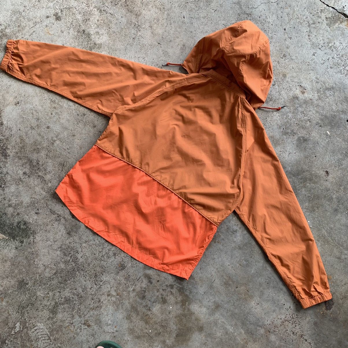 Dunlop running light jacket