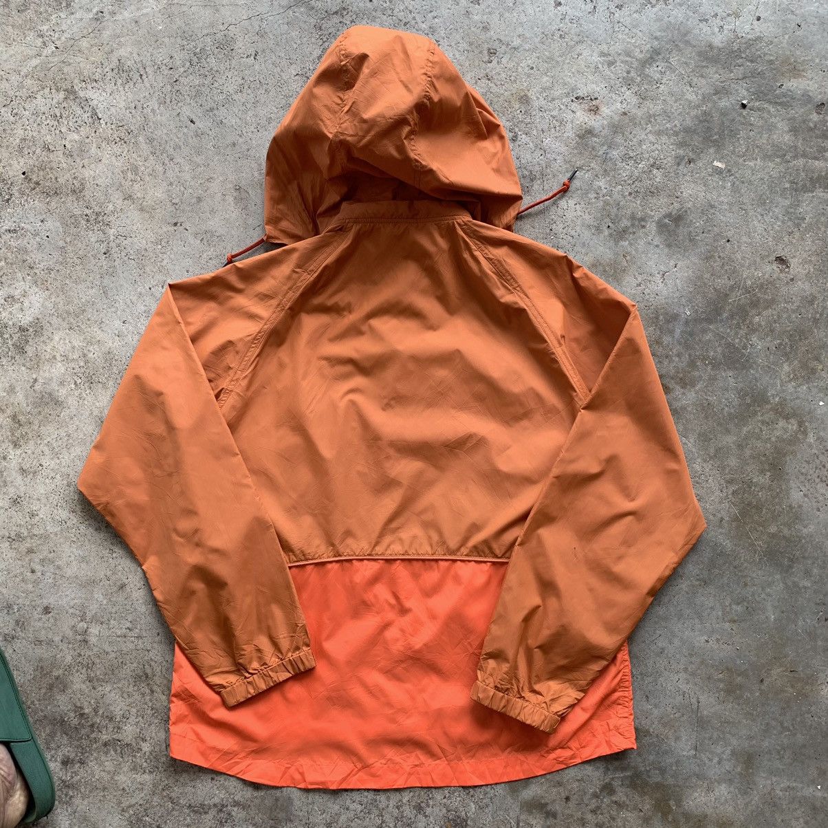 Dunlop running light jacket
