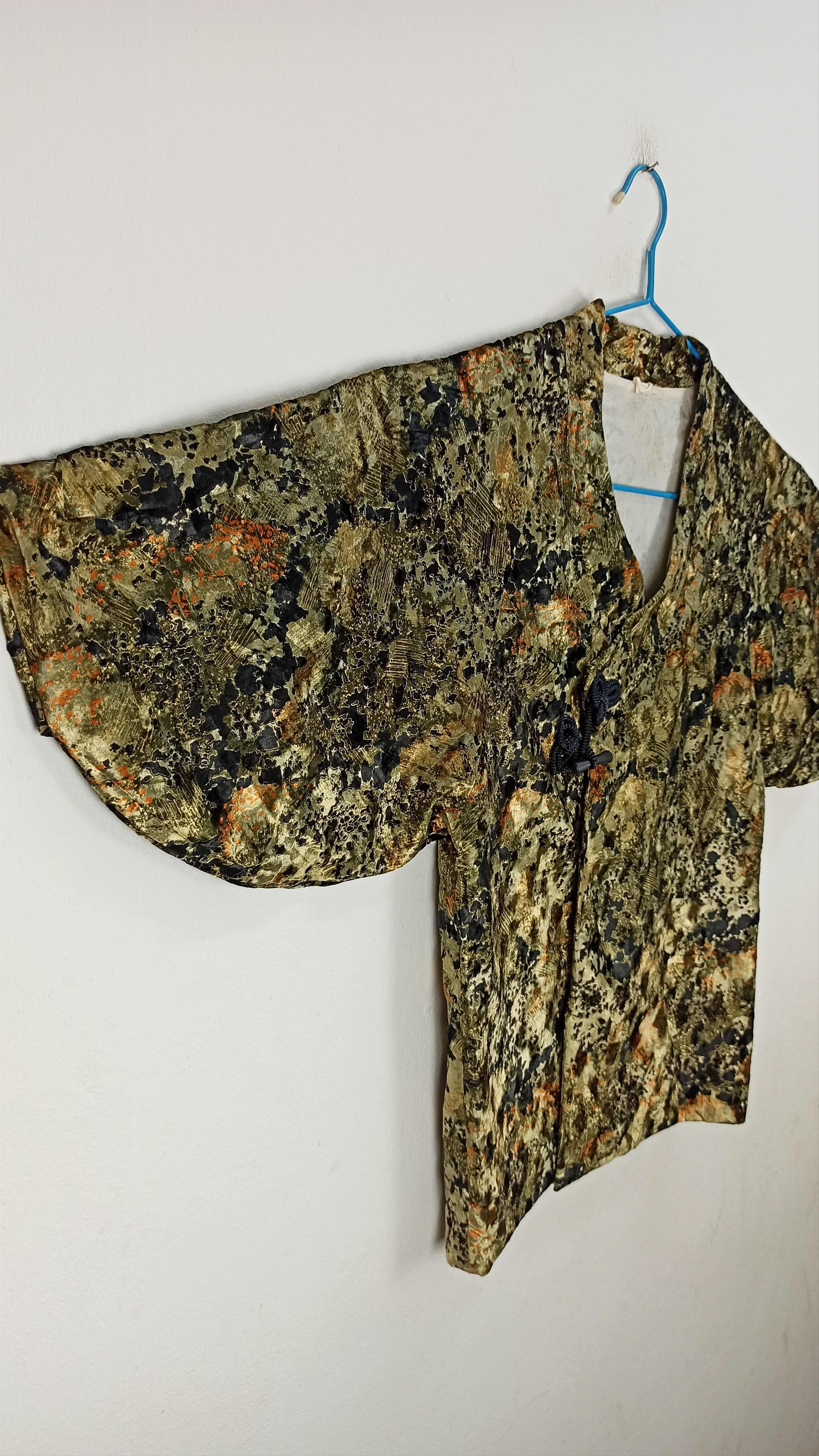 Japanese Brand Vintage Japanese Kimono Traditional Velvet Floral design Size US L / EU 52-54 / 3 - 2 Thumbnail