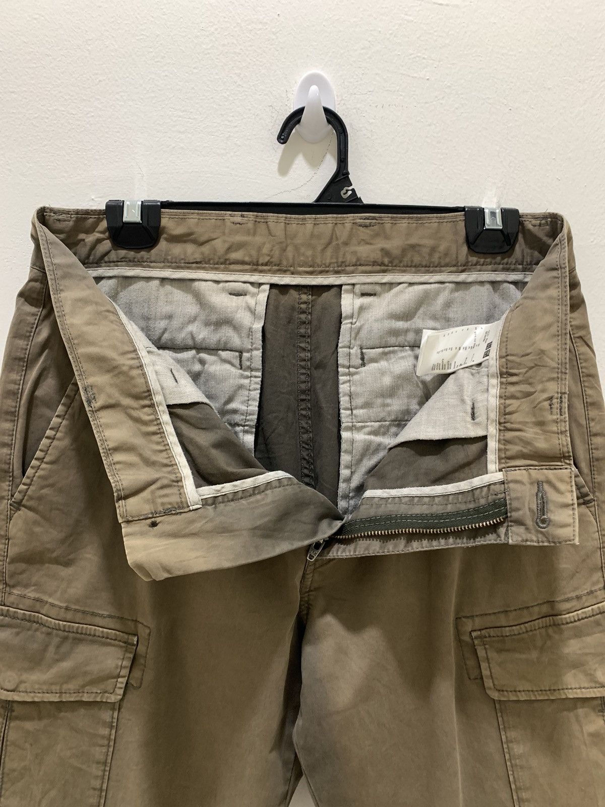 Japanese Brand × Uniqlo UNIQLO Vtg Multipocket Tactical Utility Military Cargo Pant Size US 31 - 14 Thumbnail