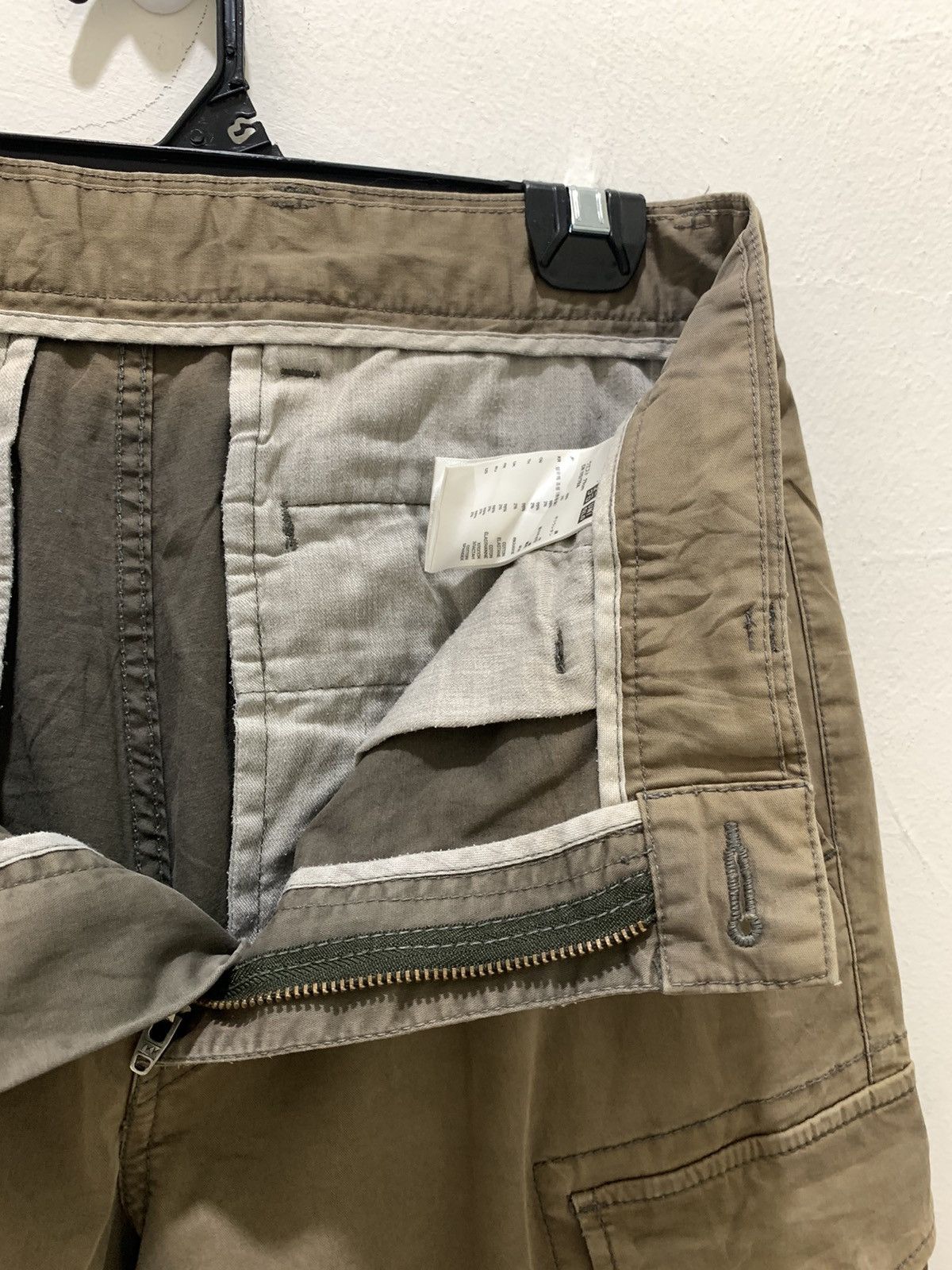 Japanese Brand × Uniqlo UNIQLO Vtg Multipocket Tactical Utility Military Cargo Pant Size US 31 - 16 Thumbnail