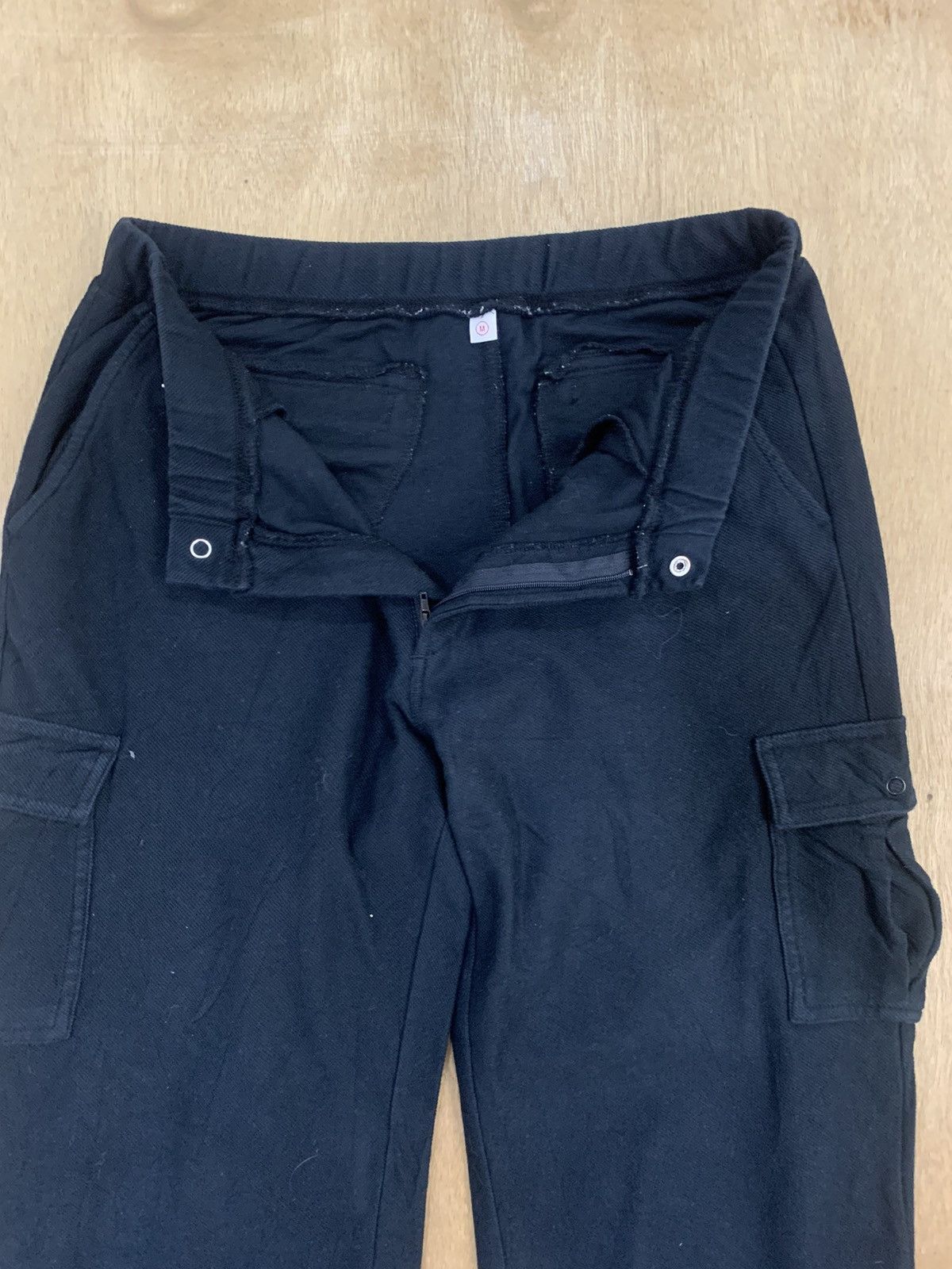 Japanese Brand × Uniqlo UNIQLO Elastic Stretch Multipocket Wide Palazzo Cargo Pant Size US 28 / EU 44 - 13 Thumbnail