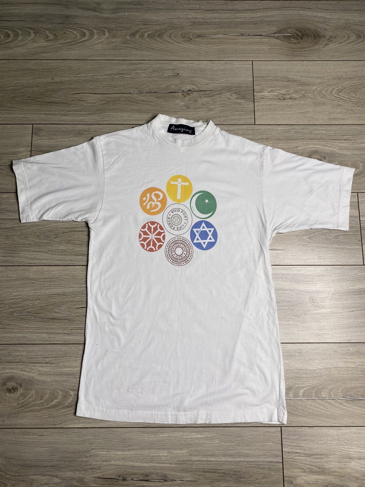 Vintage Religion of the world t shirt vintage Size US L / EU 52-54 / 3 - 1 Thumbnail