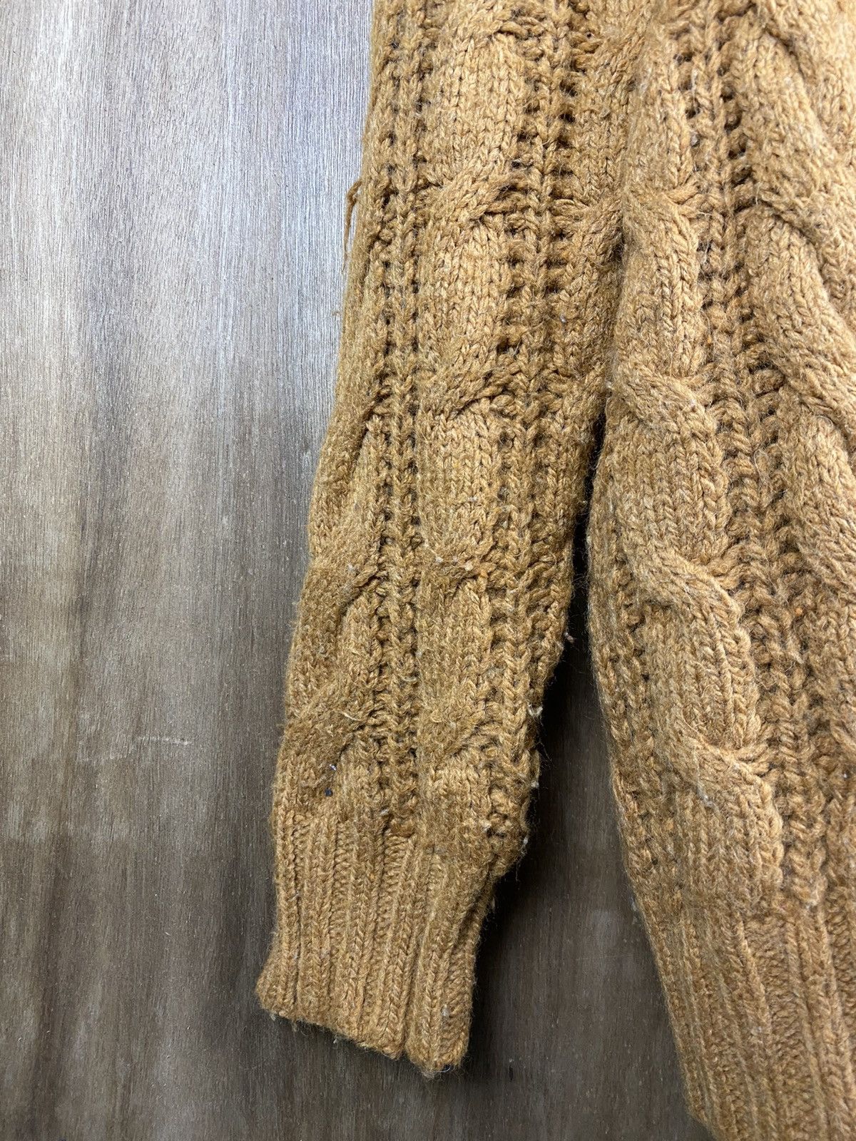 Aran Isles Knitwear × Uniqlo DL Uniqlo cardigan aran isle cable Knitwear Streetwear #Z008 Size US L / EU 52-54 / 3 - 8 Thumbnail