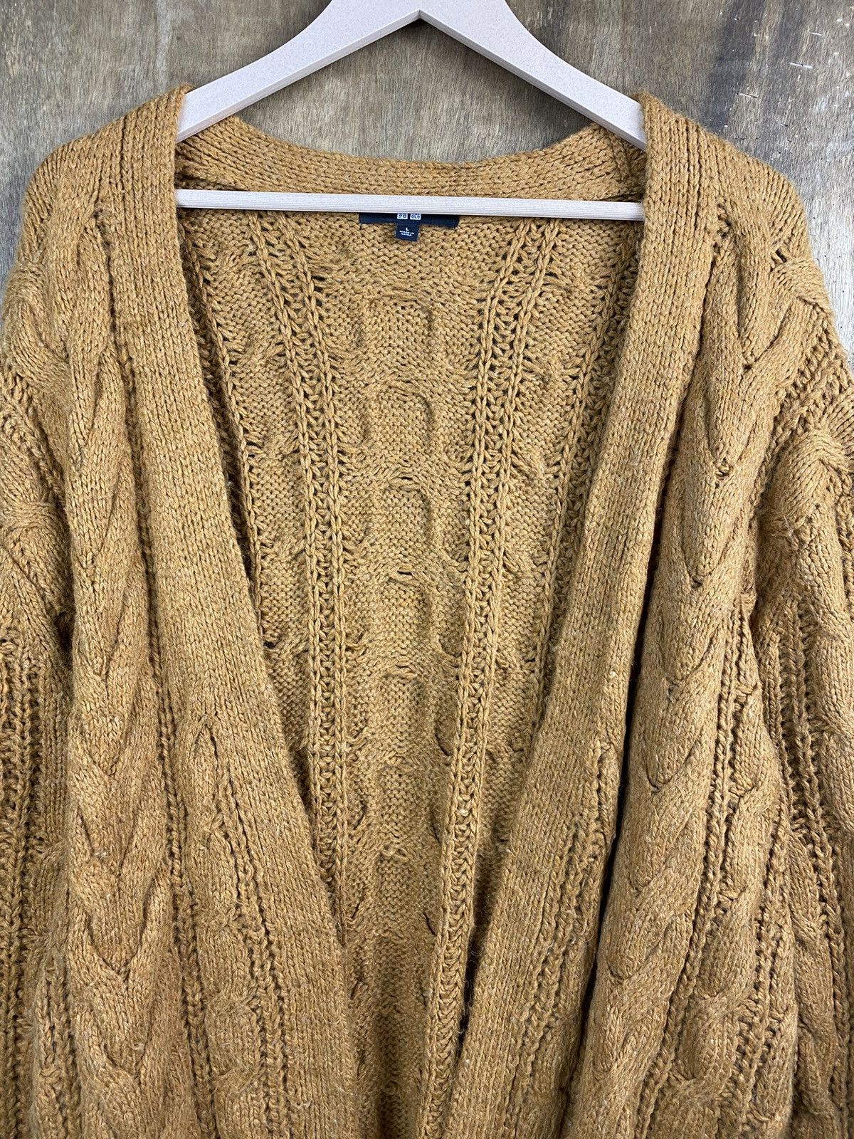 Aran Isles Knitwear × Uniqlo DL Uniqlo cardigan aran isle cable Knitwear Streetwear #Z008 Size US L / EU 52-54 / 3 - 3 Thumbnail